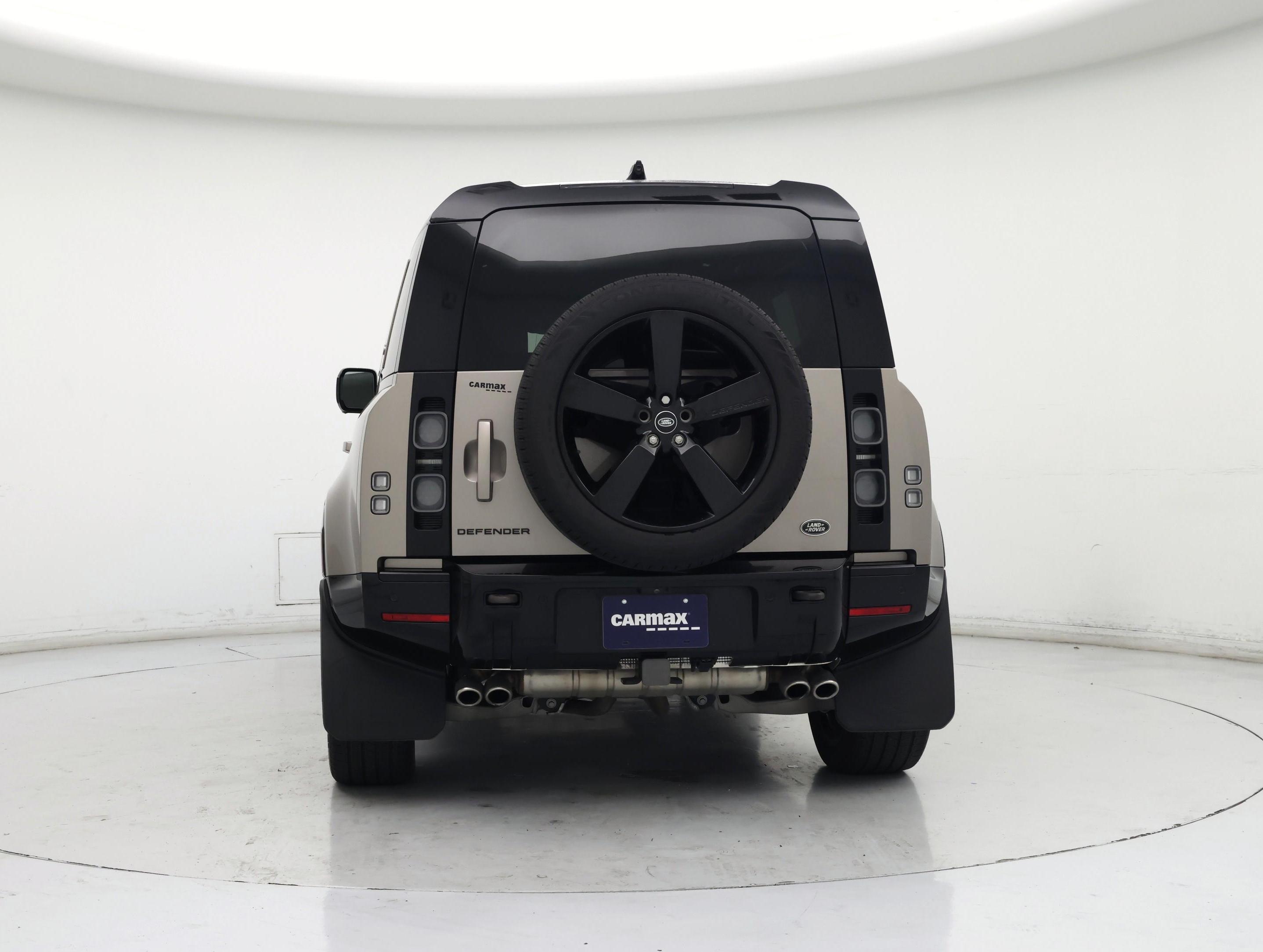 Thumbnail: 2023 Land Rover Defender - 6