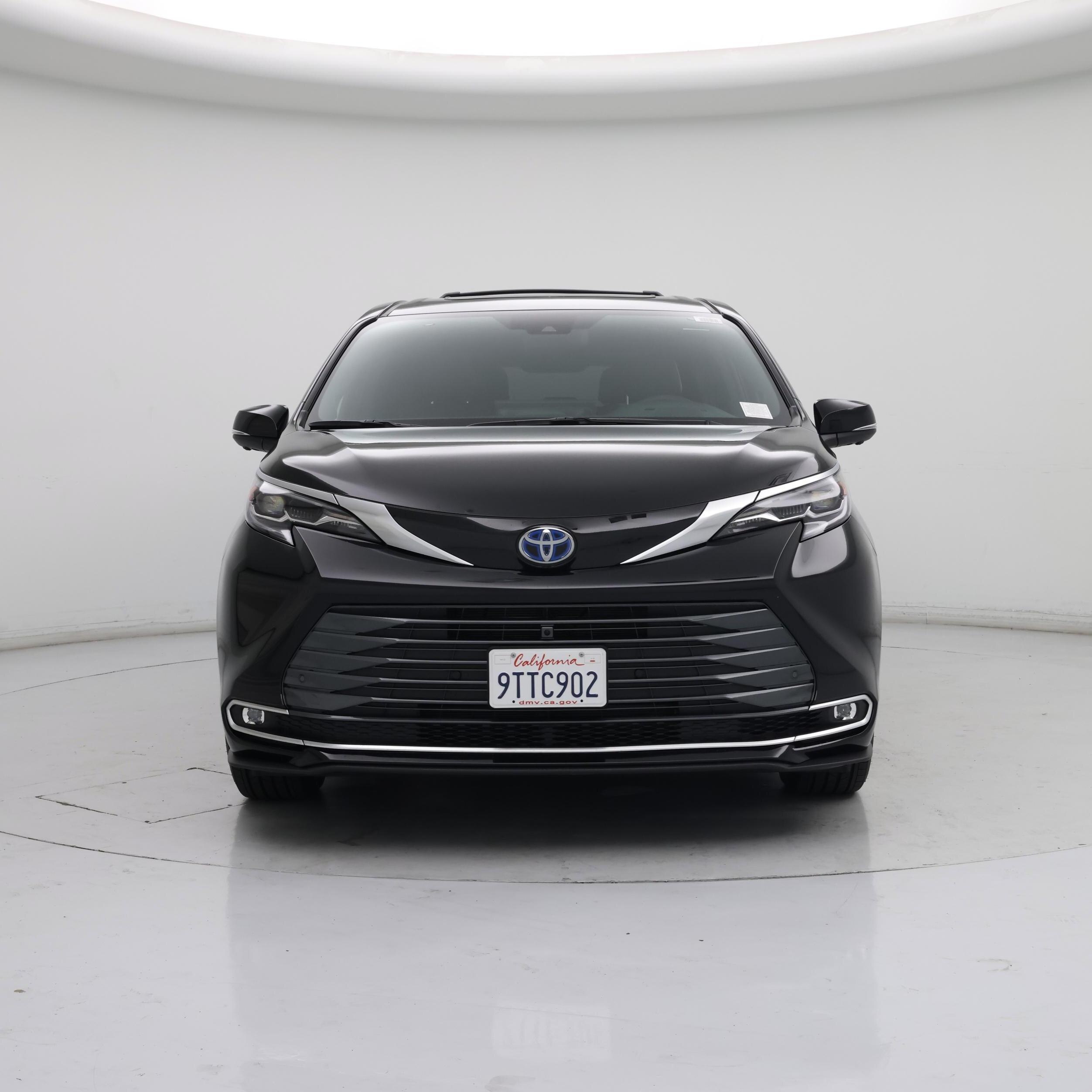 Thumbnail: 2025 Toyota Sienna - 5