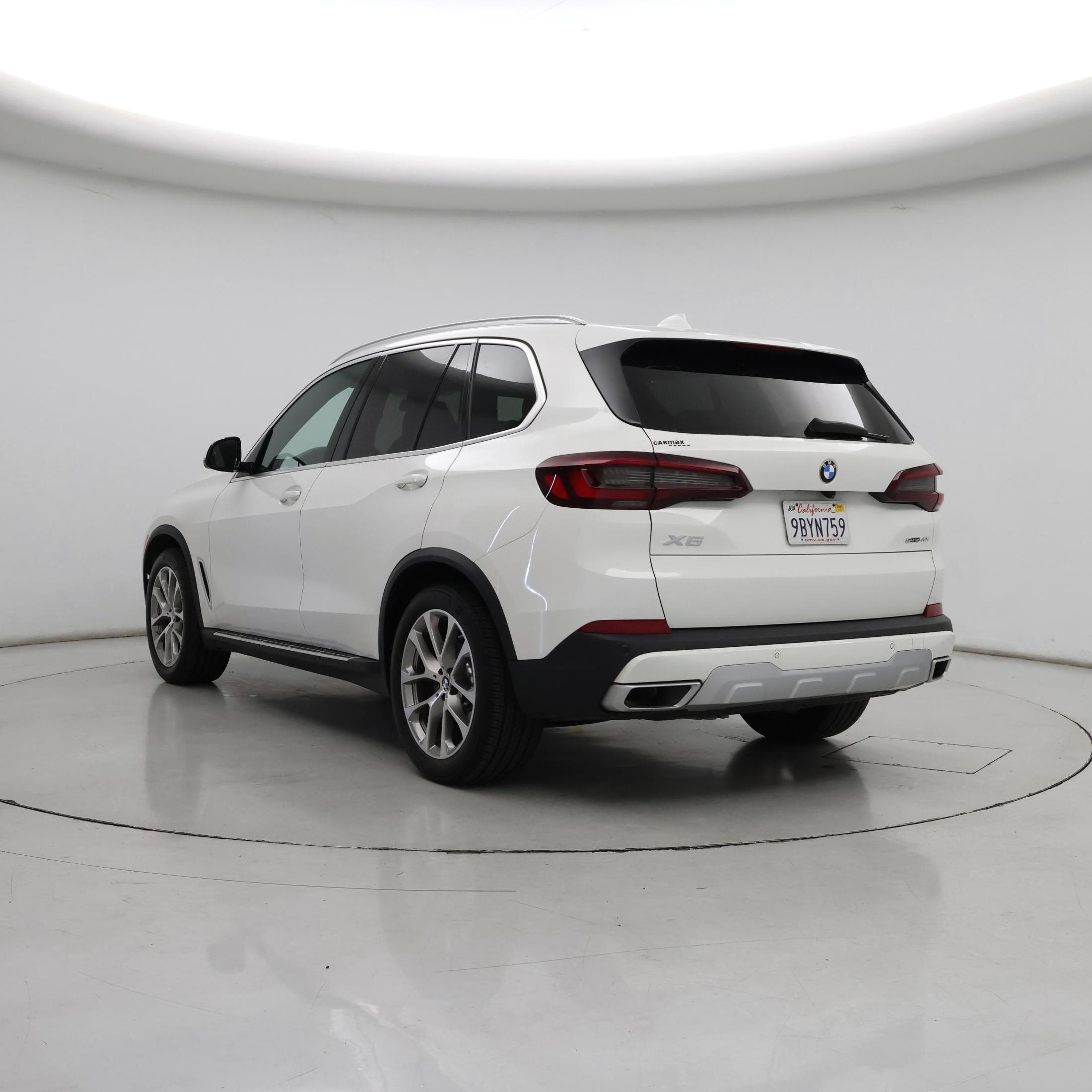 Thumbnail: 2022 BMW X5 - 2