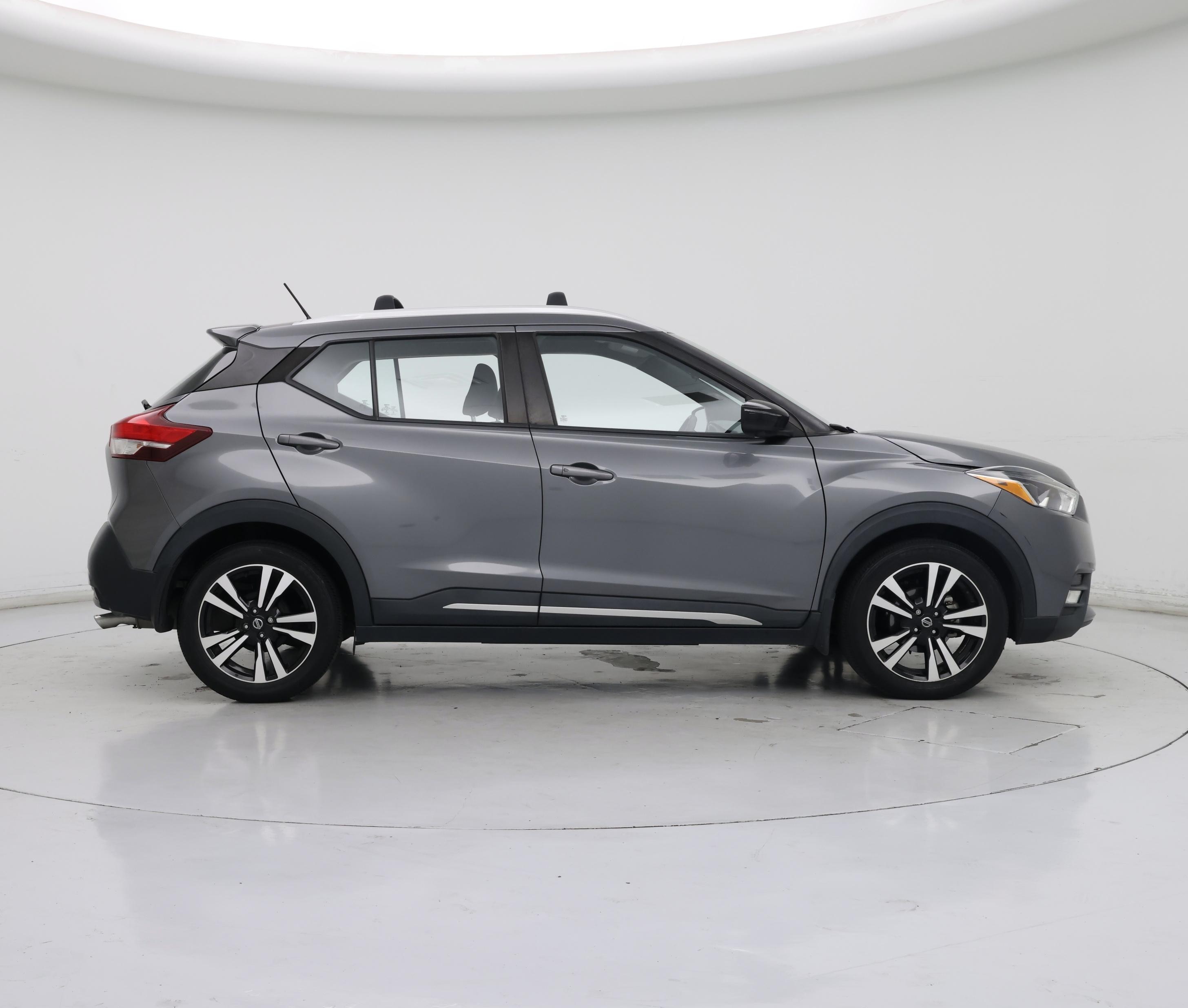 Thumbnail: 2018 Nissan Kicks - 7