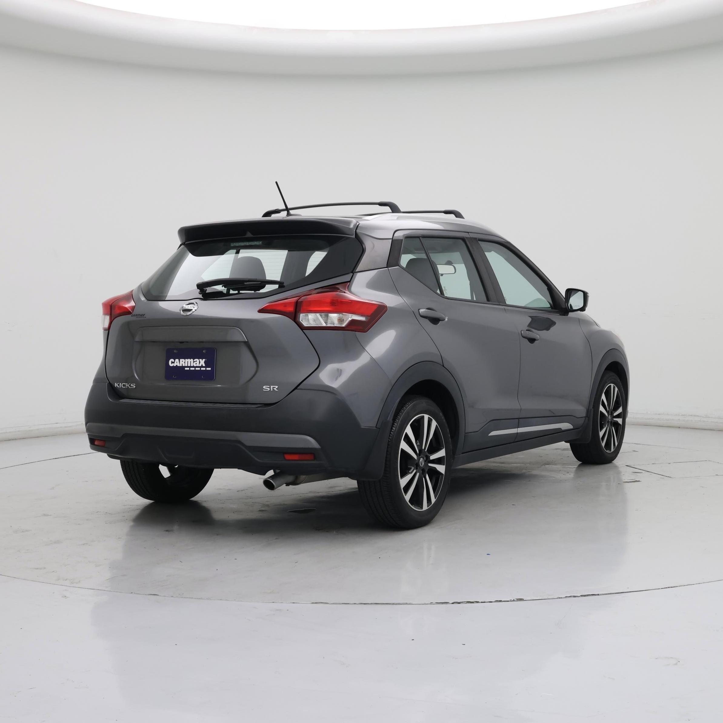Thumbnail: 2018 Nissan Kicks - 8