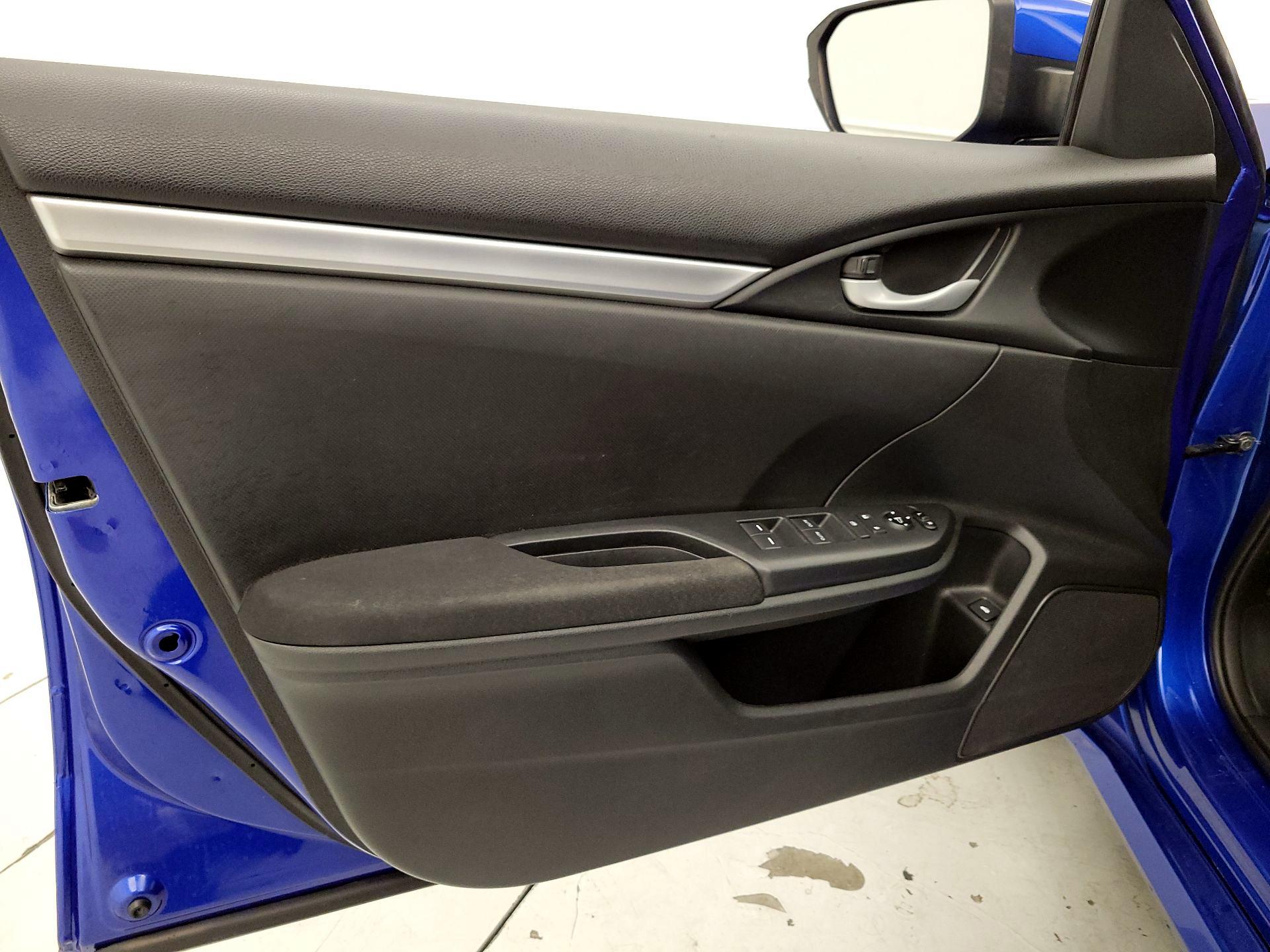 Thumbnail: 2019 Honda Civic - 12