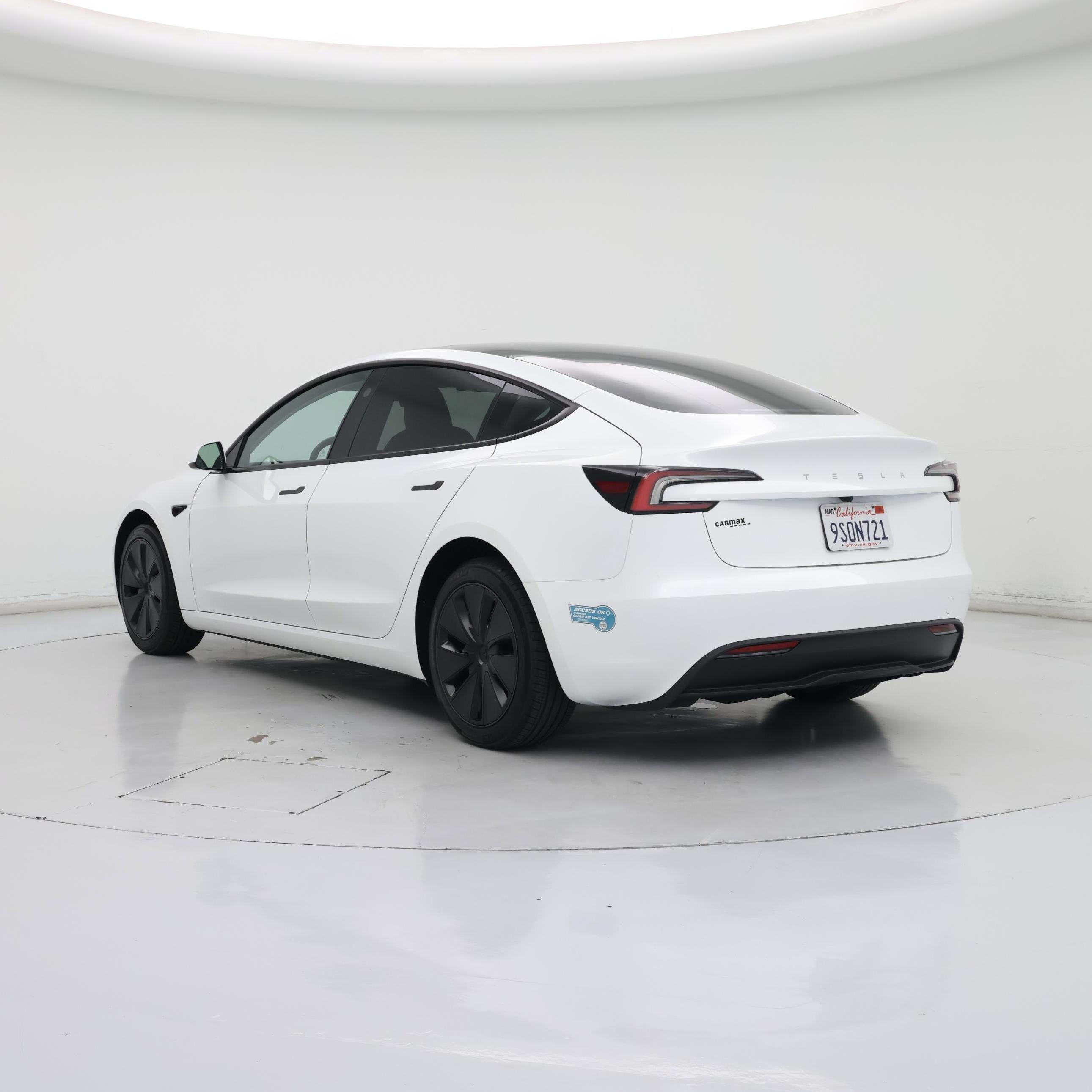 Thumbnail: 2025 Tesla Model 3 - 2