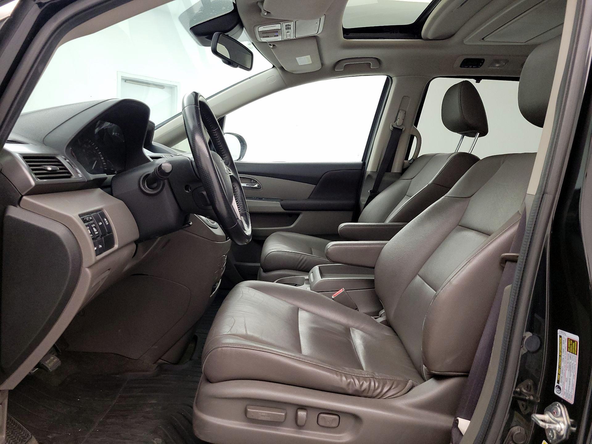 Thumbnail: 2014 Honda Odyssey - 11