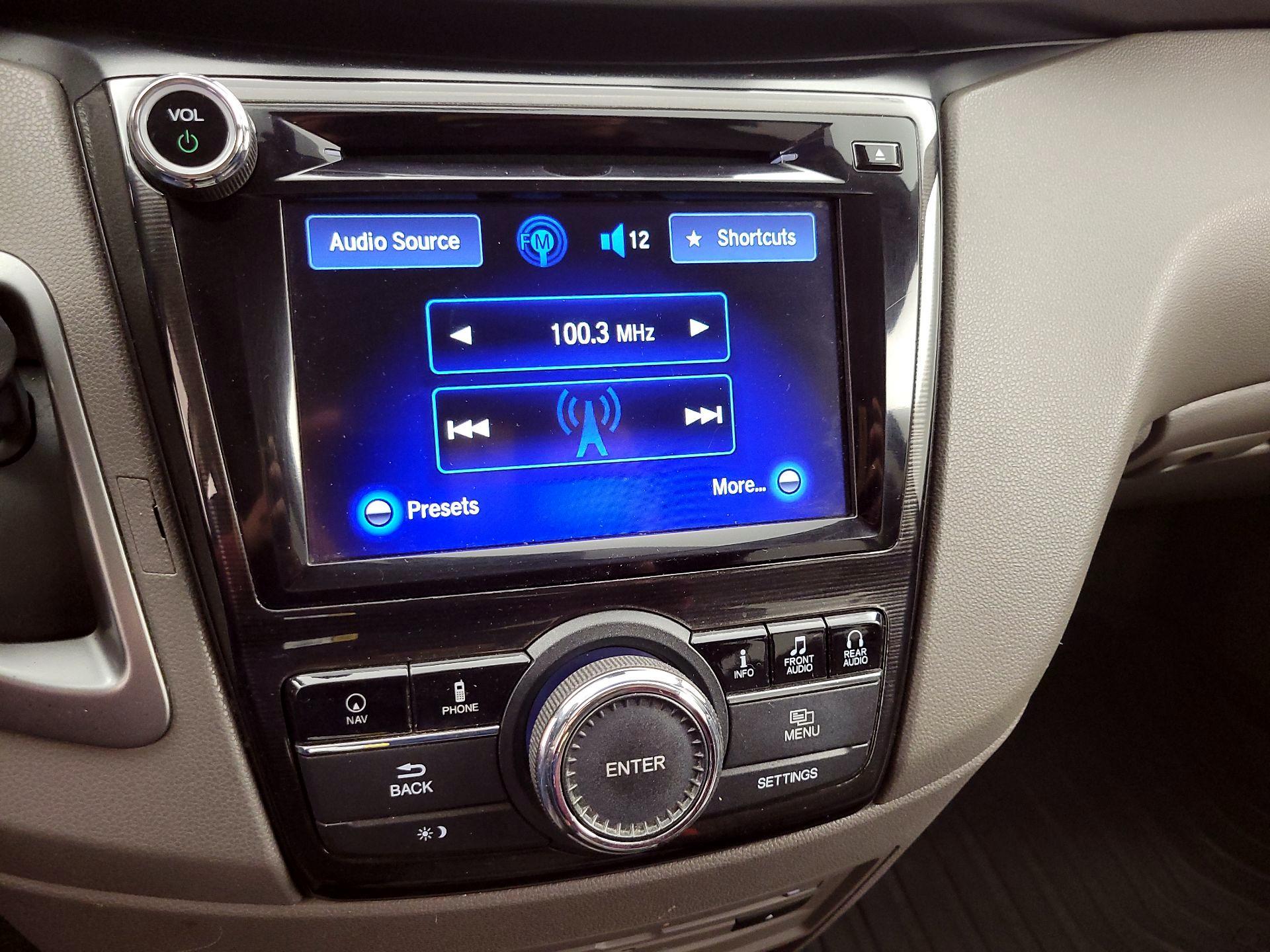 Thumbnail: 2014 Honda Odyssey - 16