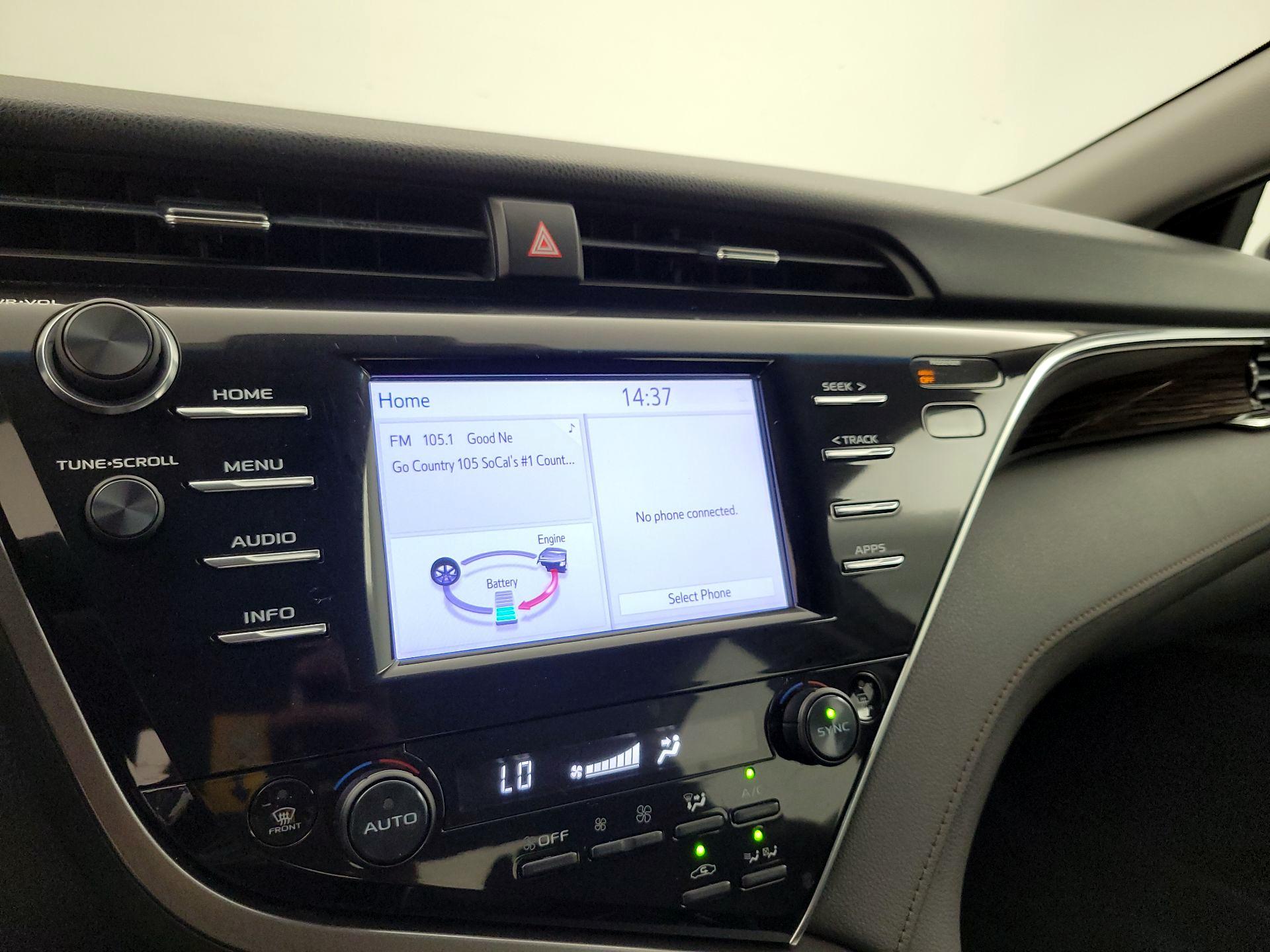 Thumbnail: 2018 Toyota Camry - 15