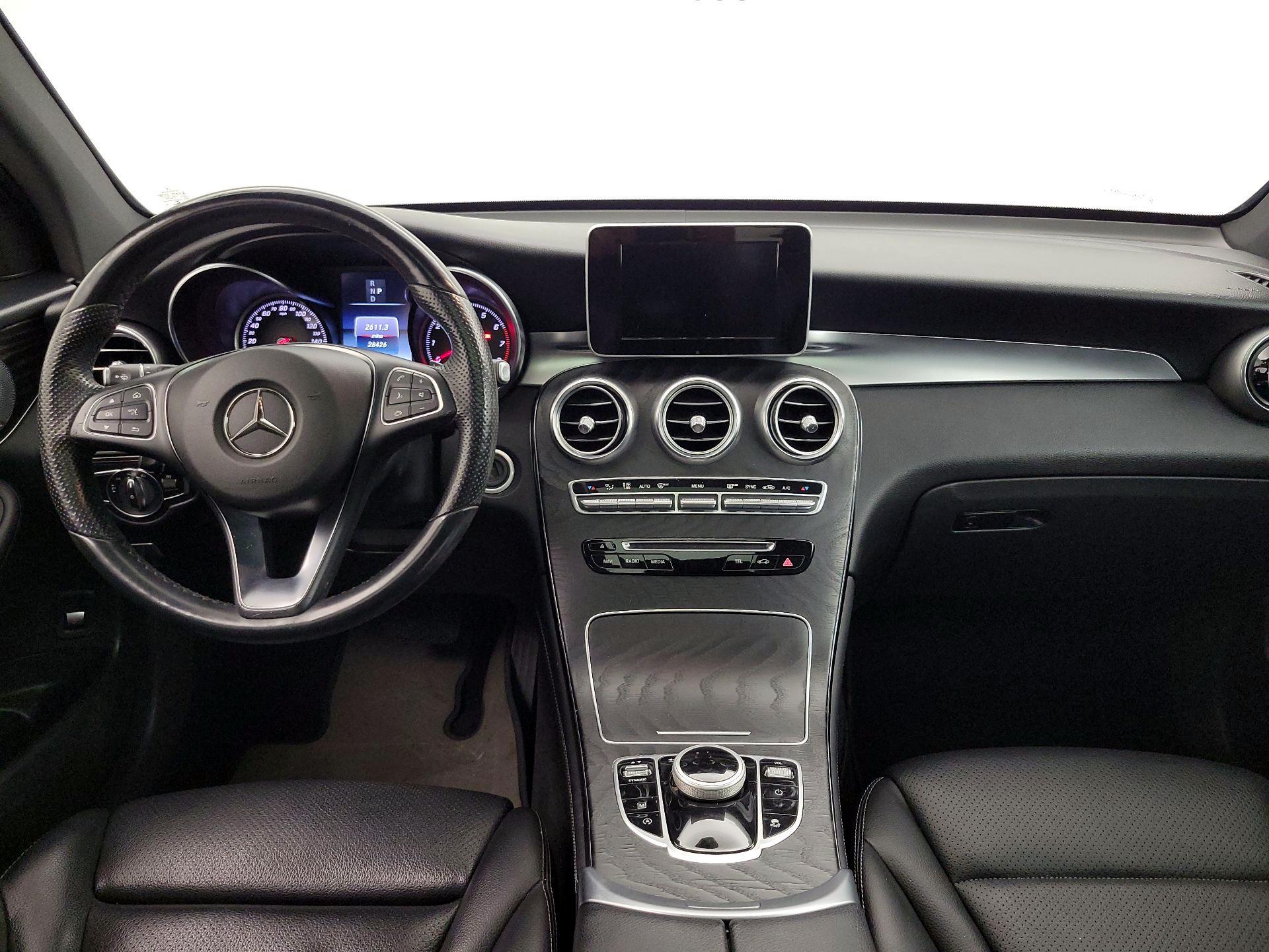Thumbnail: 2018 Mercedes-Benz GLC - 9