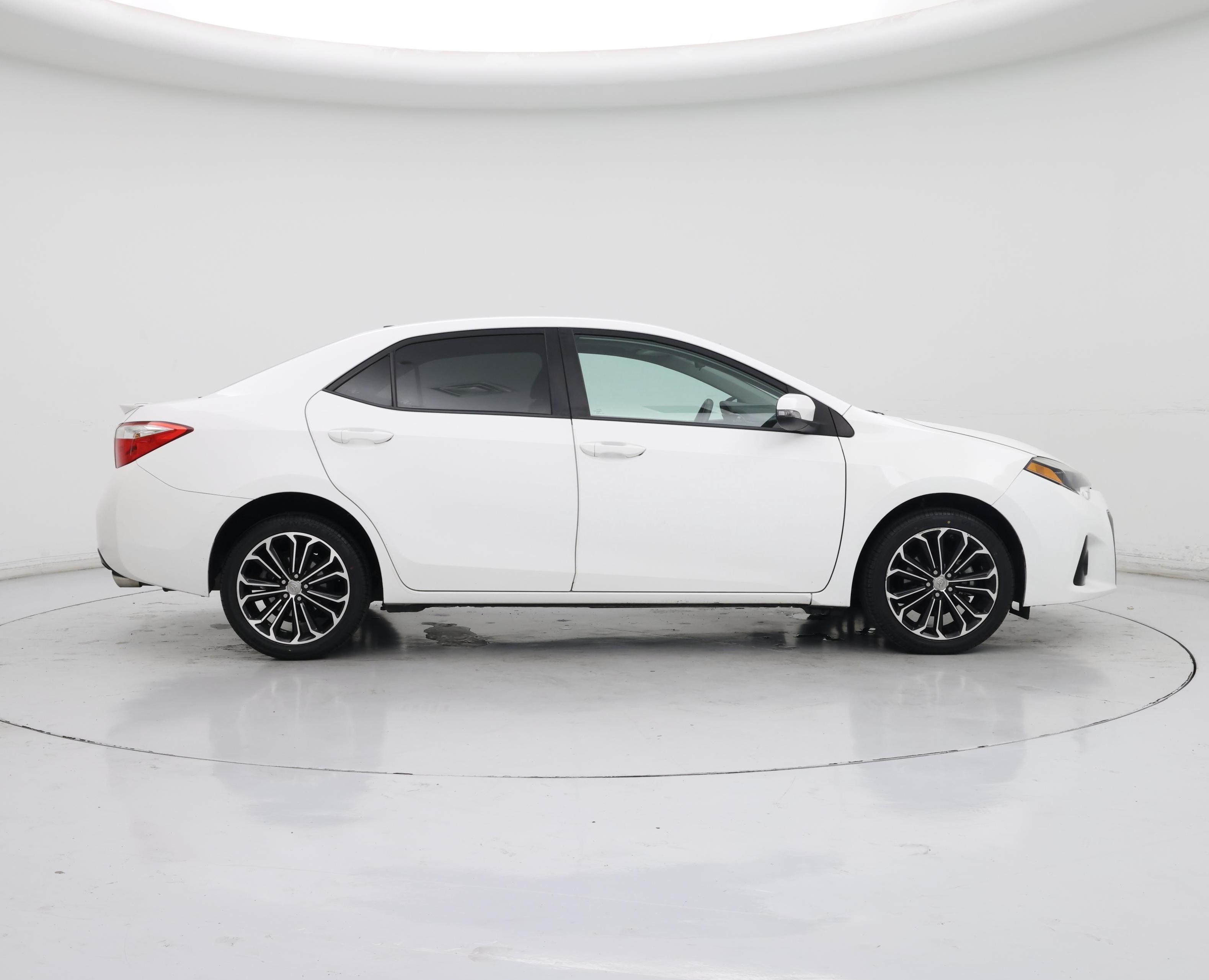 Thumbnail: 2015 Toyota Corolla - 7
