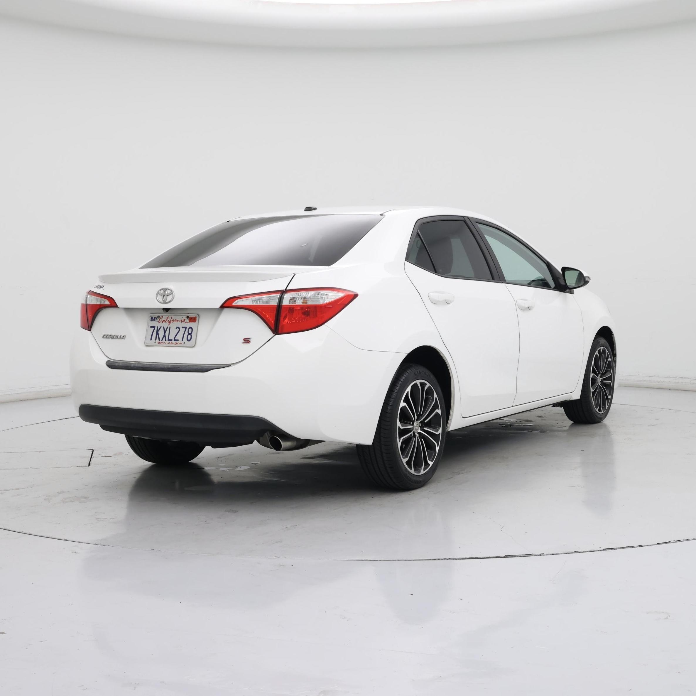 Thumbnail: 2015 Toyota Corolla - 8