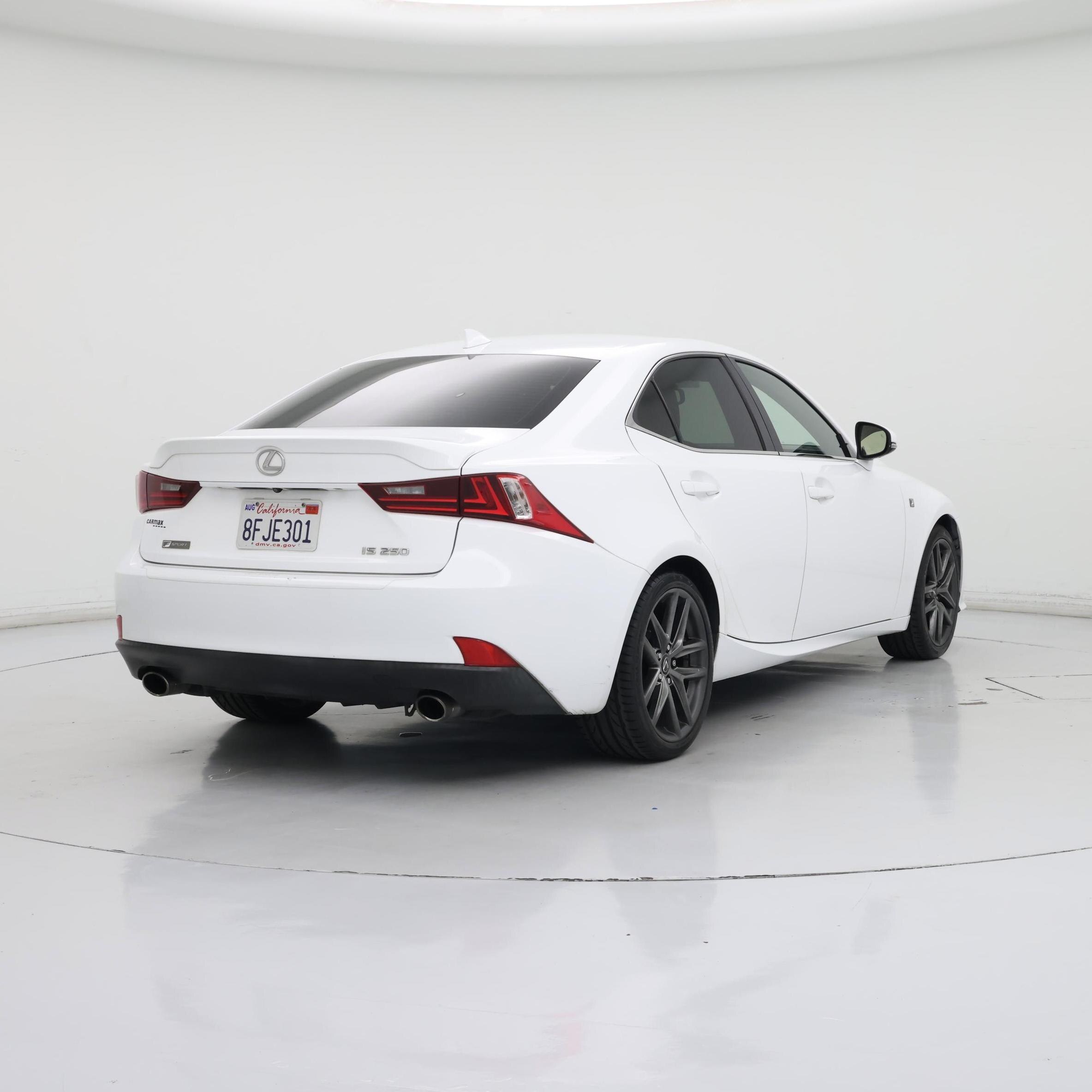 Thumbnail: 2015 Lexus IS - 8