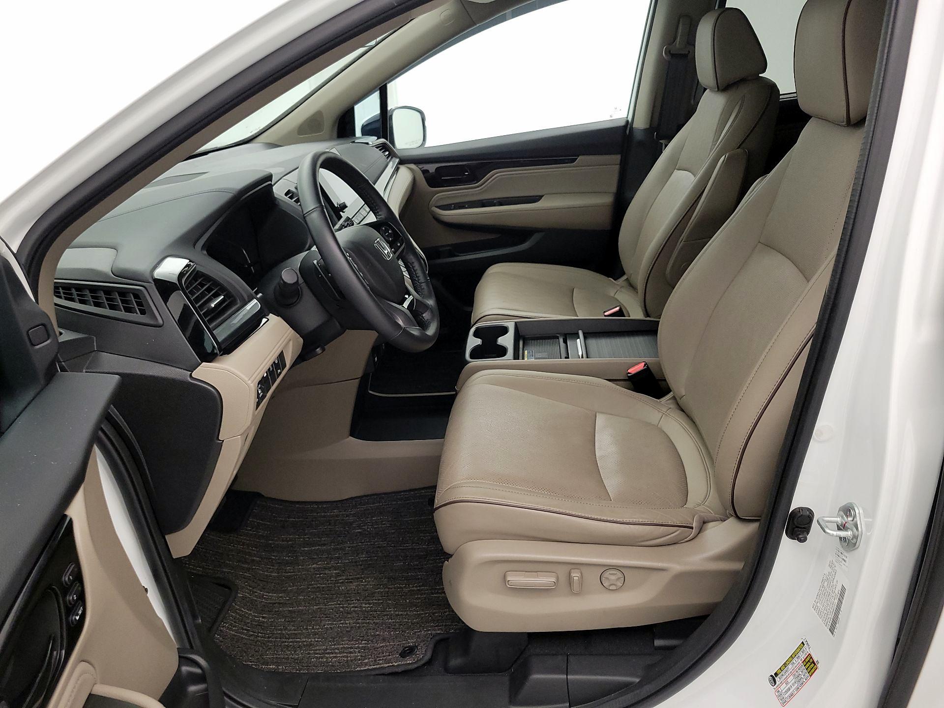 Thumbnail: 2022 Honda Odyssey - 11