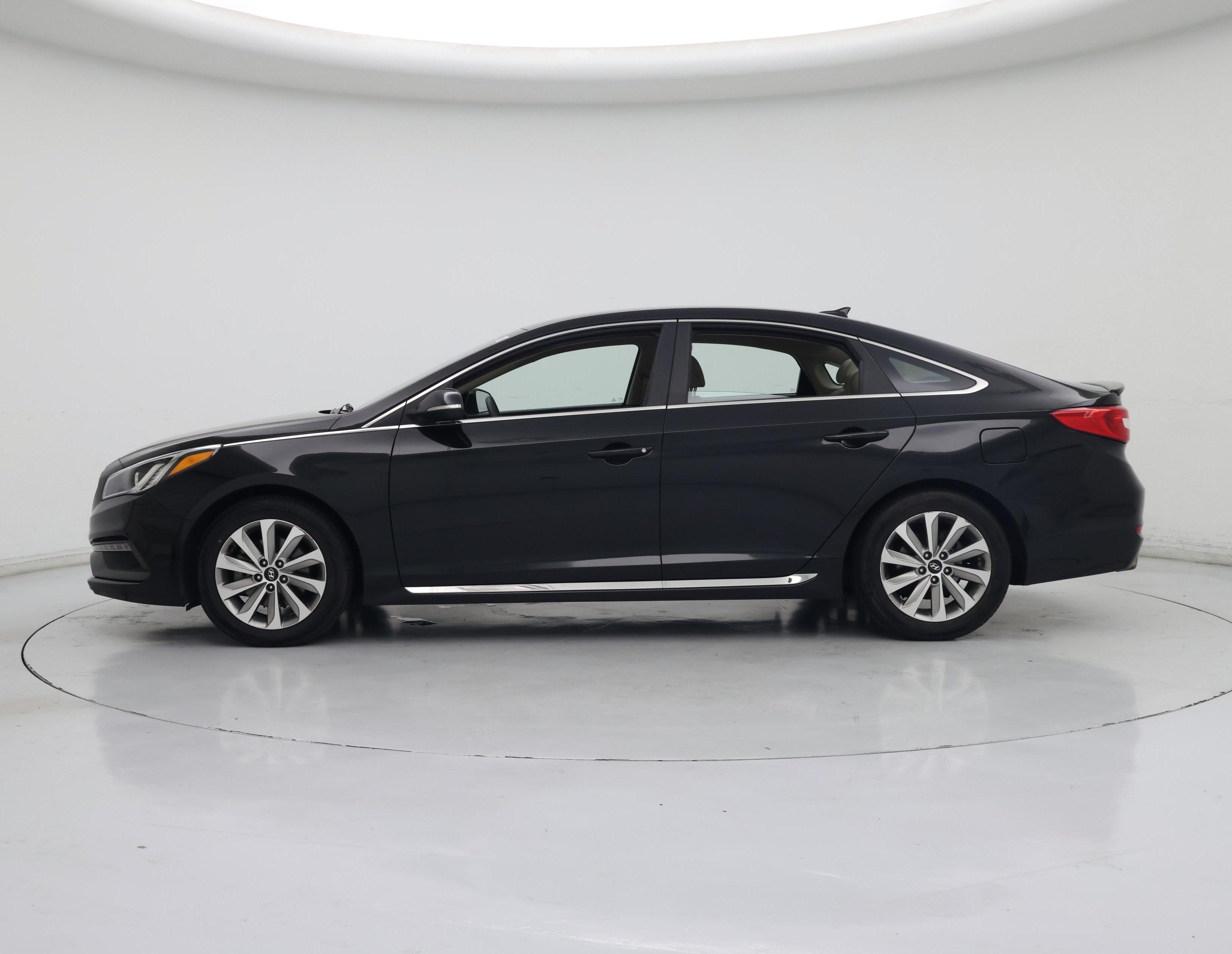 Thumbnail: 2015 Hyundai Sonata - 3