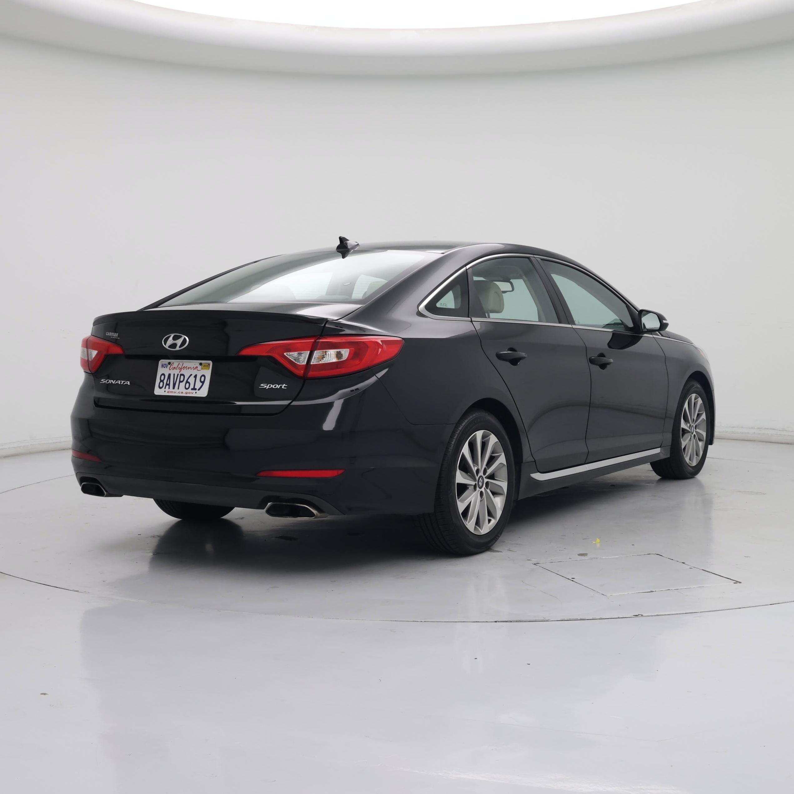 Thumbnail: 2015 Hyundai Sonata - 8