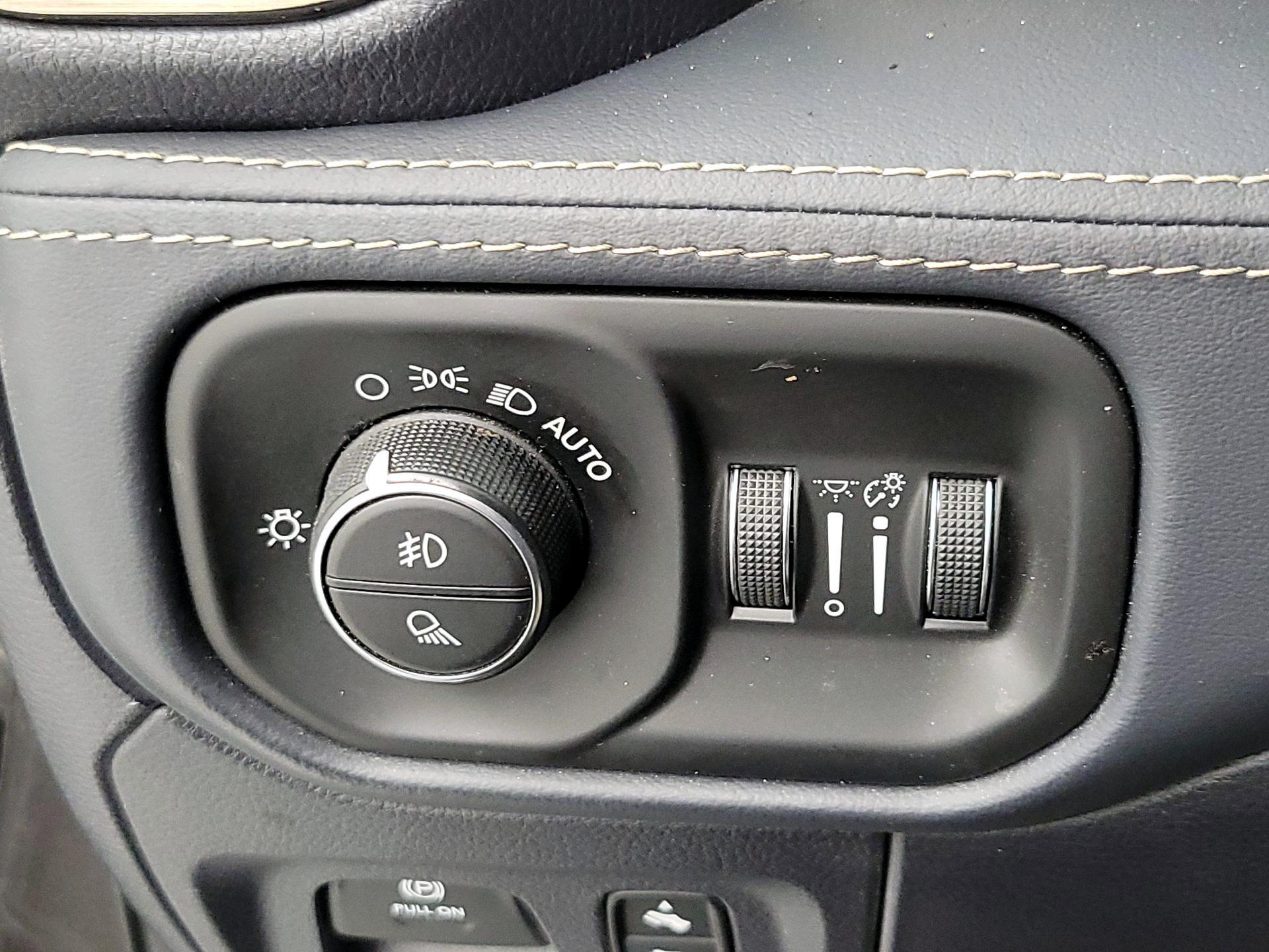Thumbnail: 2021 RAM 1500 - 13
