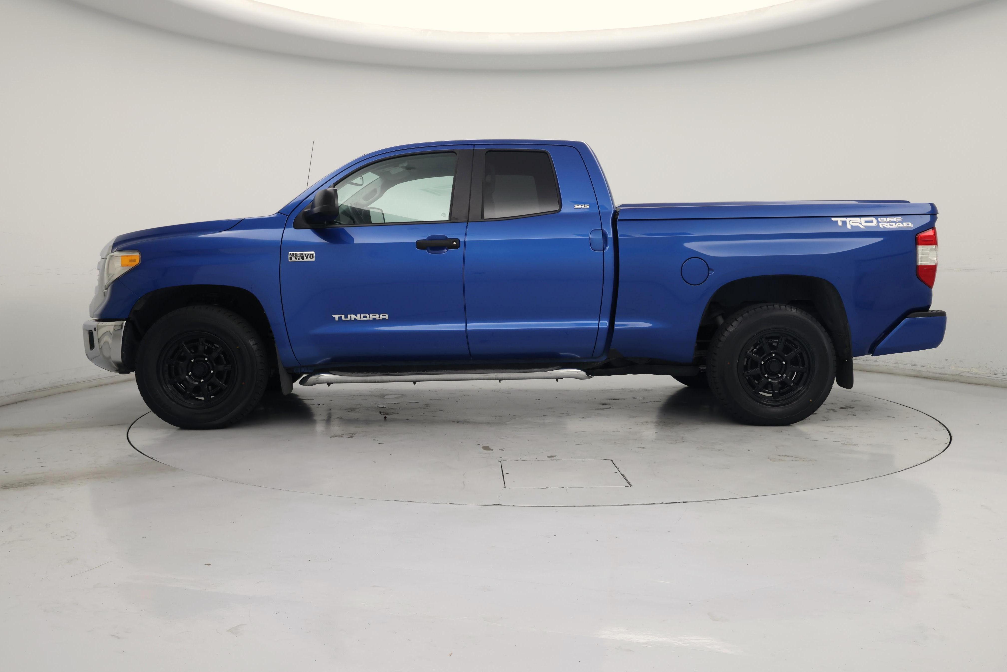 Thumbnail: 2017 Toyota Tundra - 3