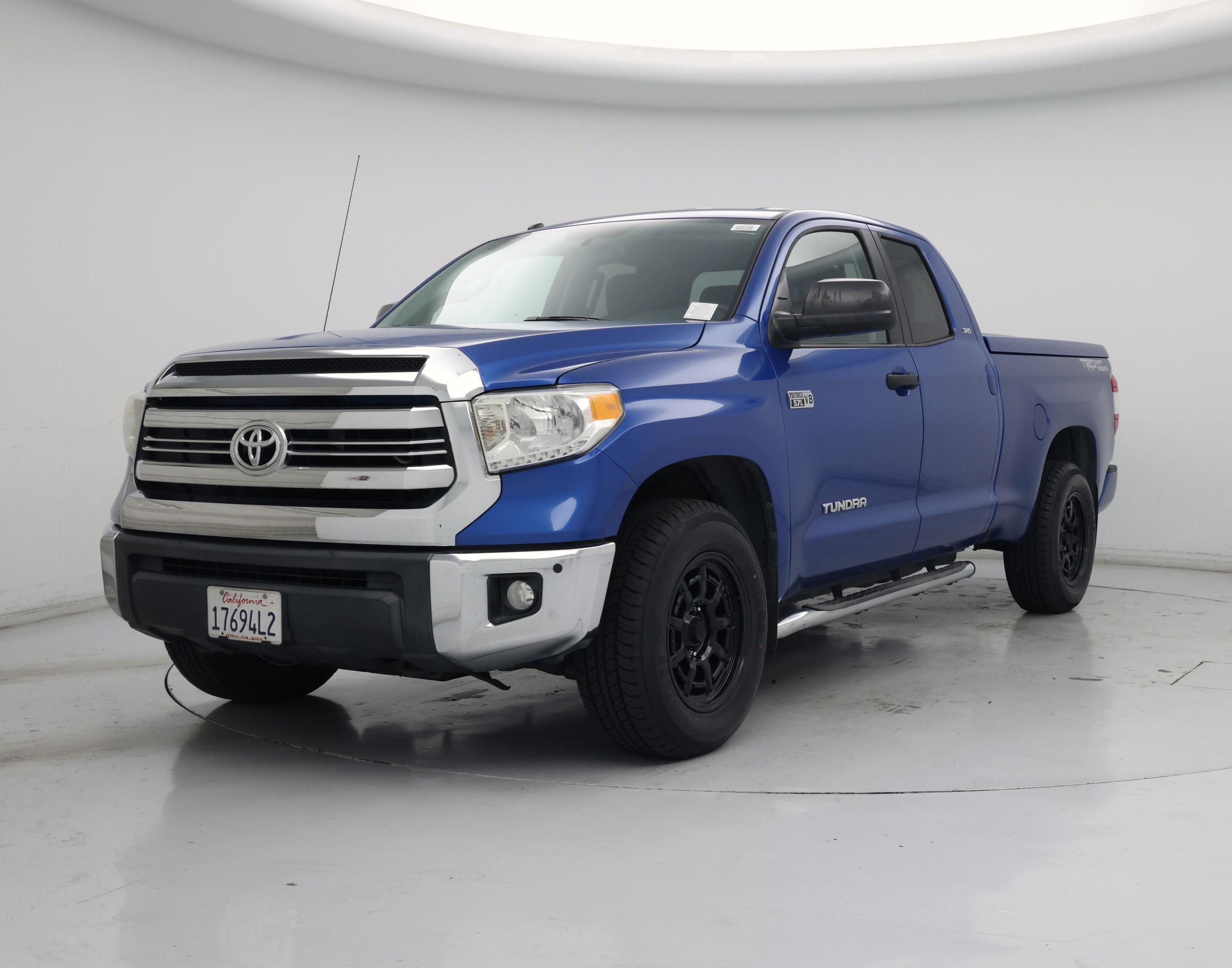 Thumbnail: 2017 Toyota Tundra - 4