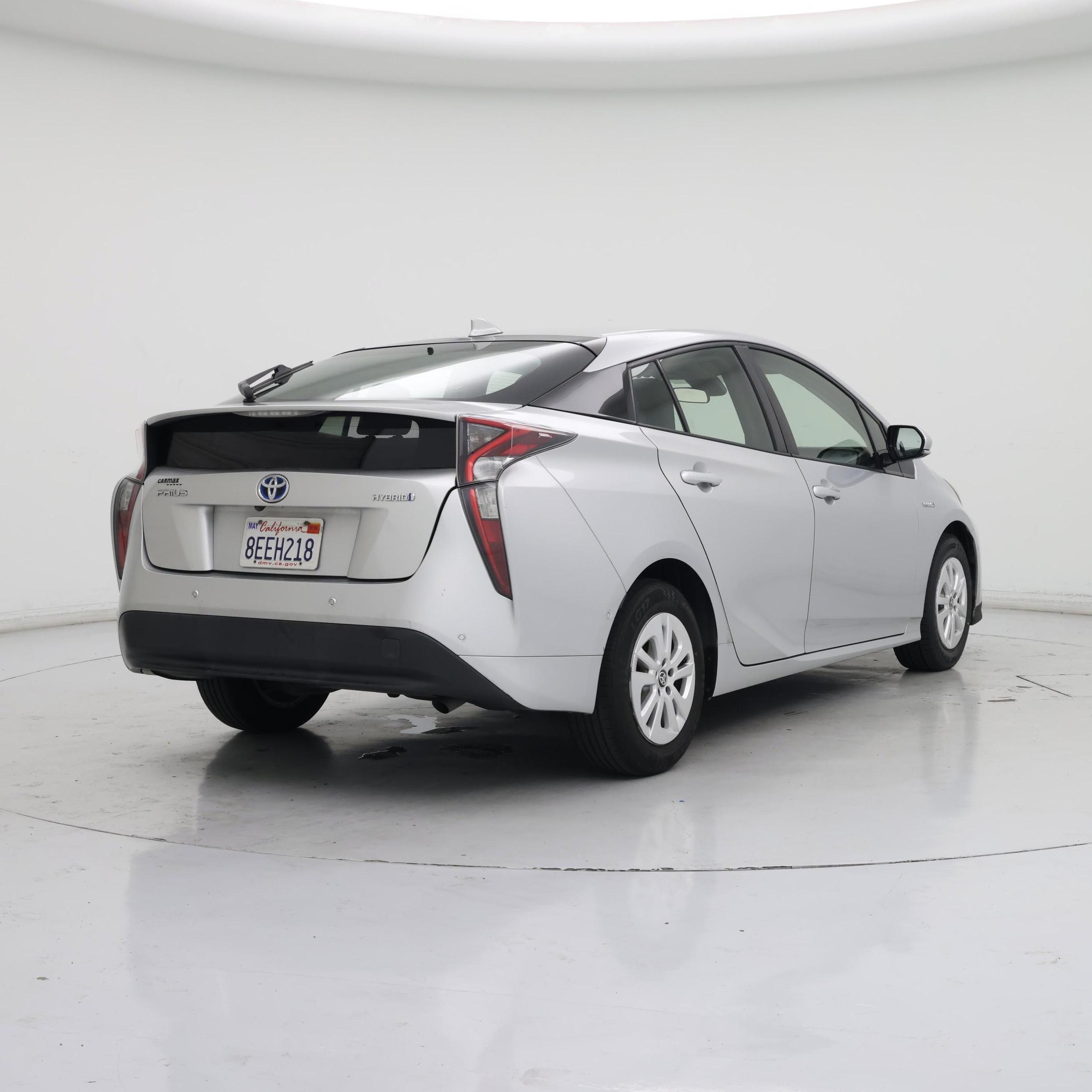Thumbnail: 2018 Toyota Prius - 8