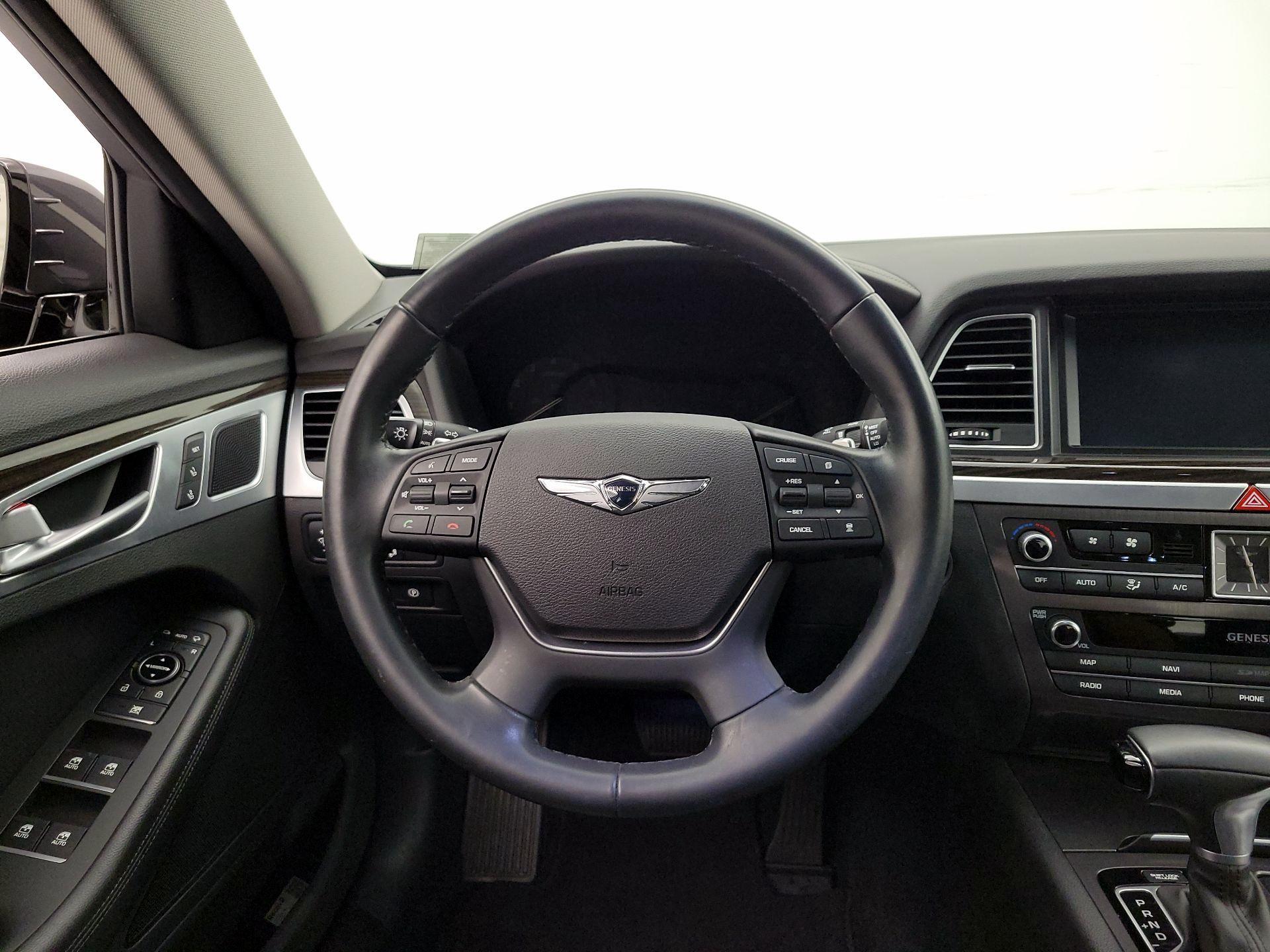 Thumbnail: 2020 Genesis G80 - 10