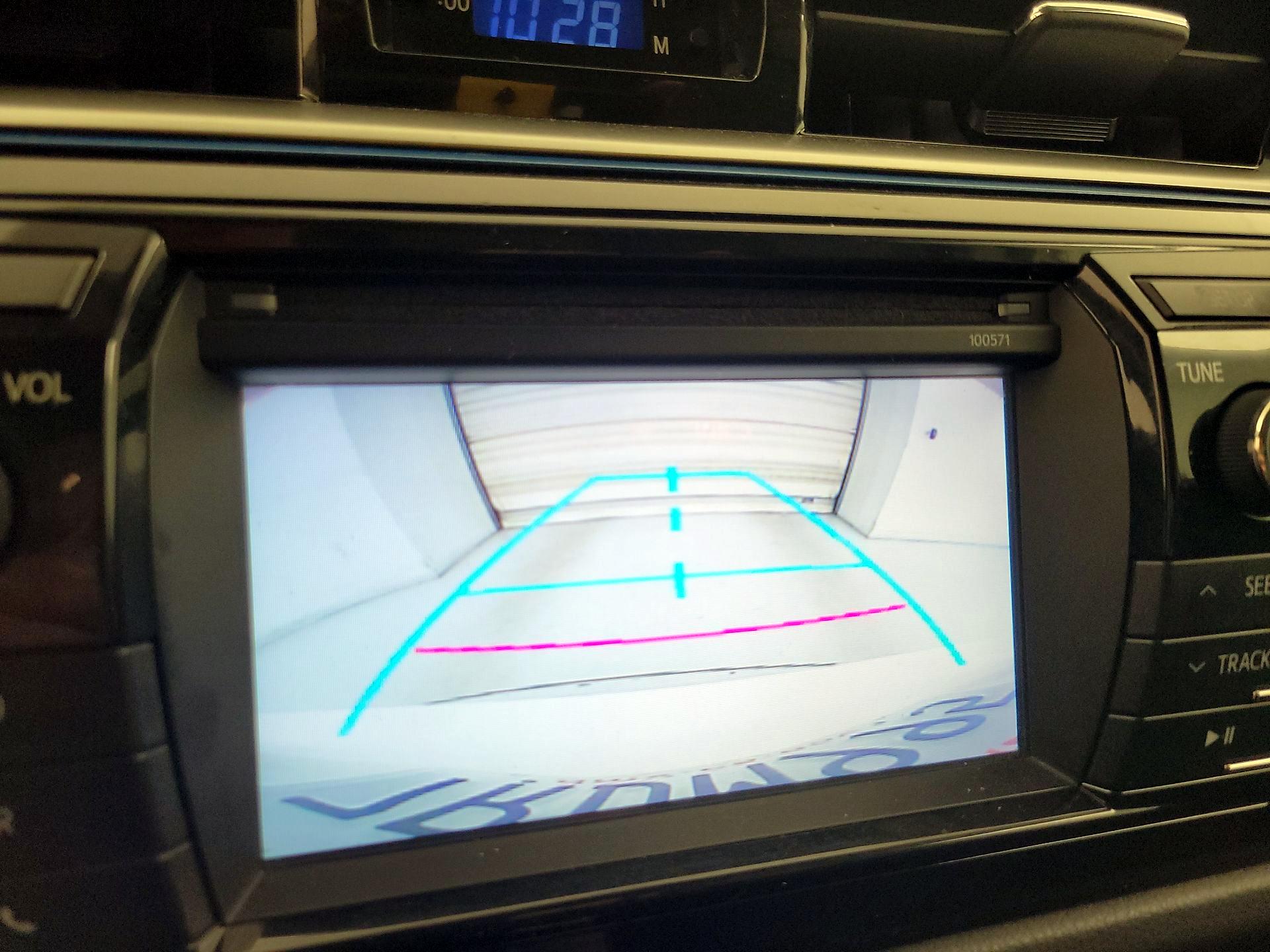 Thumbnail: 2016 Toyota Corolla - 14