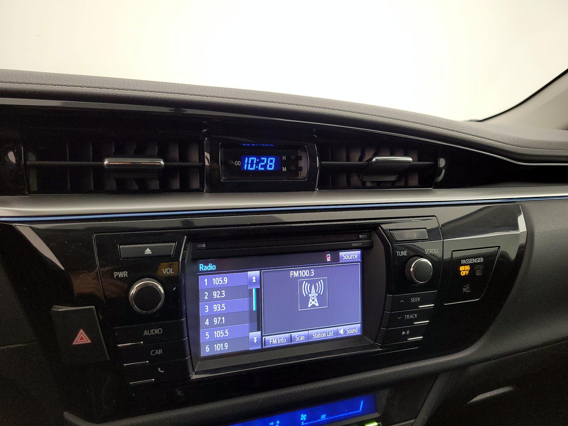 Thumbnail: 2016 Toyota Corolla - 15