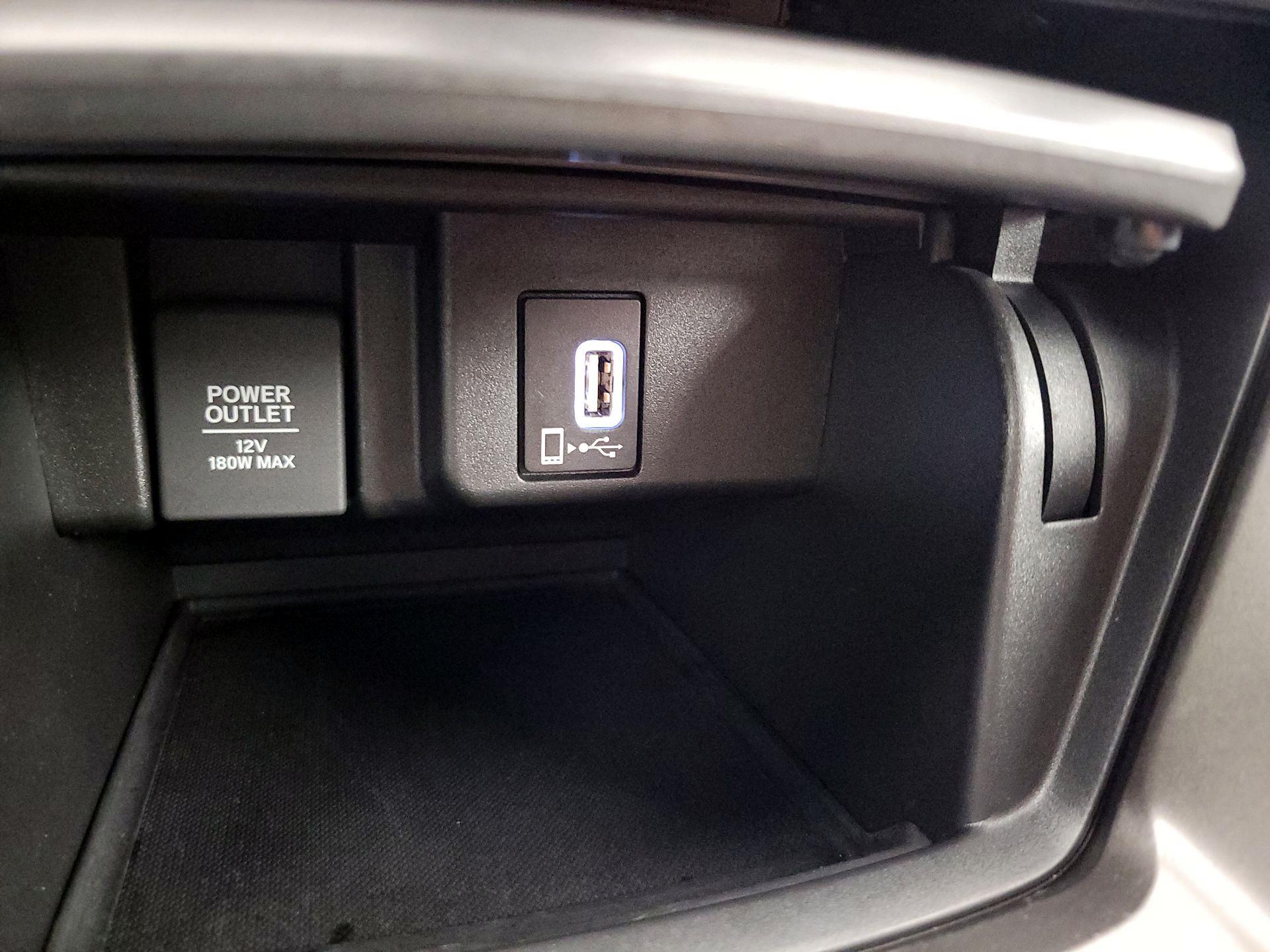 Thumbnail: 2019 Honda Accord - 18