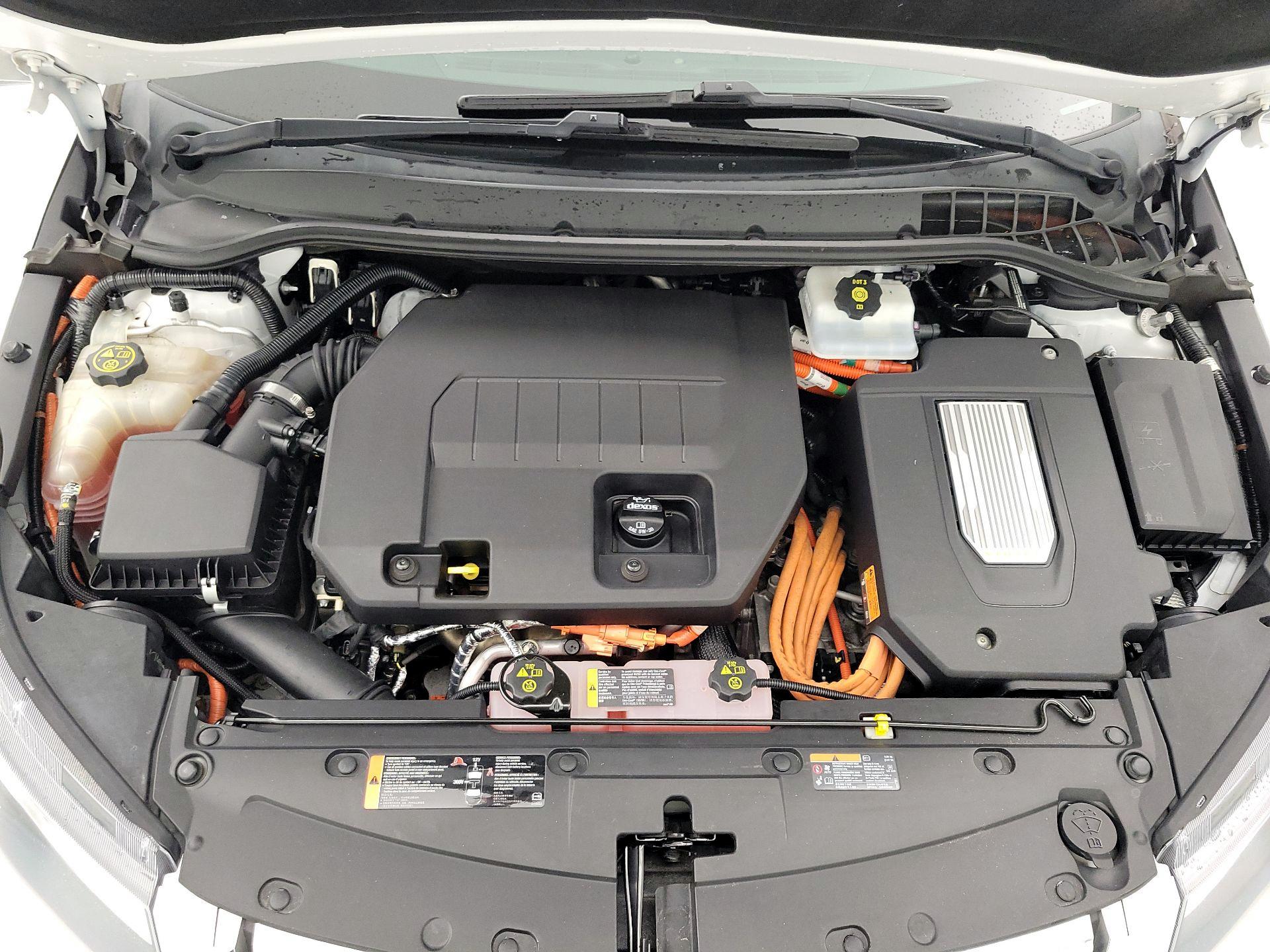 Thumbnail: 2015 Chevrolet Volt - 20