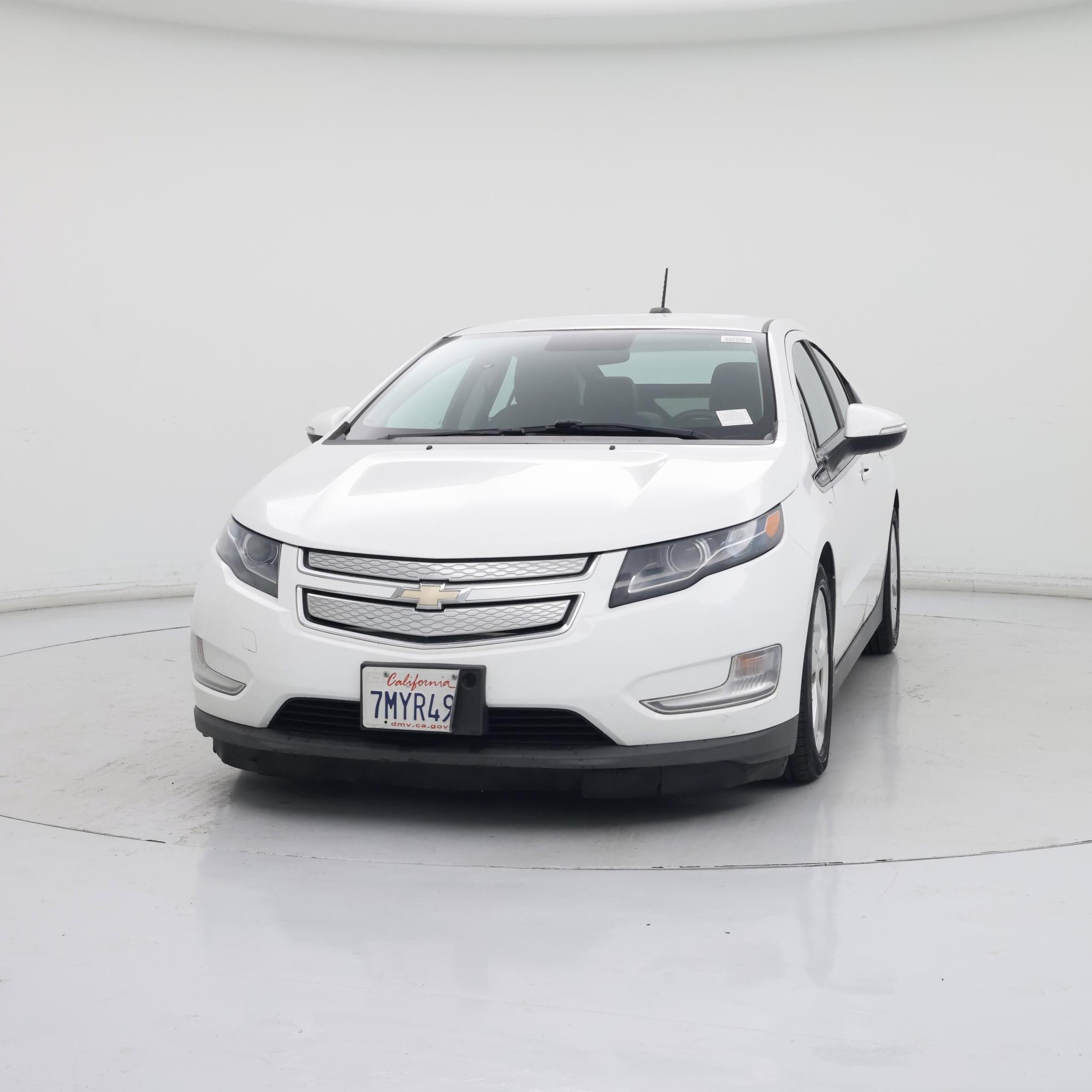 Thumbnail: 2015 Chevrolet Volt - 5