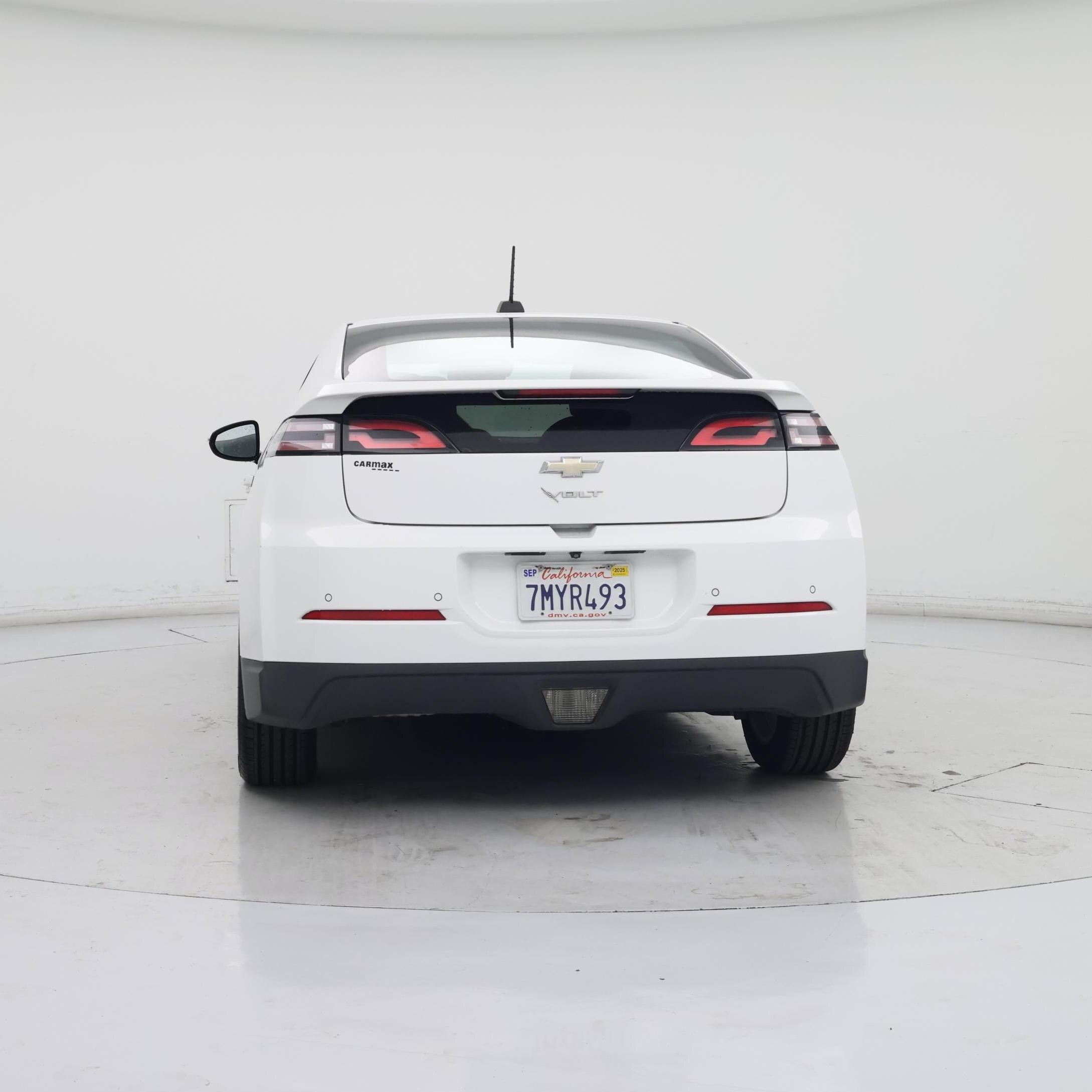 Thumbnail: 2015 Chevrolet Volt - 6
