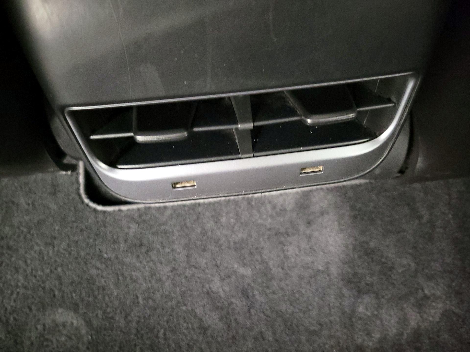 Thumbnail: 2019 Tesla Model 3 - 18