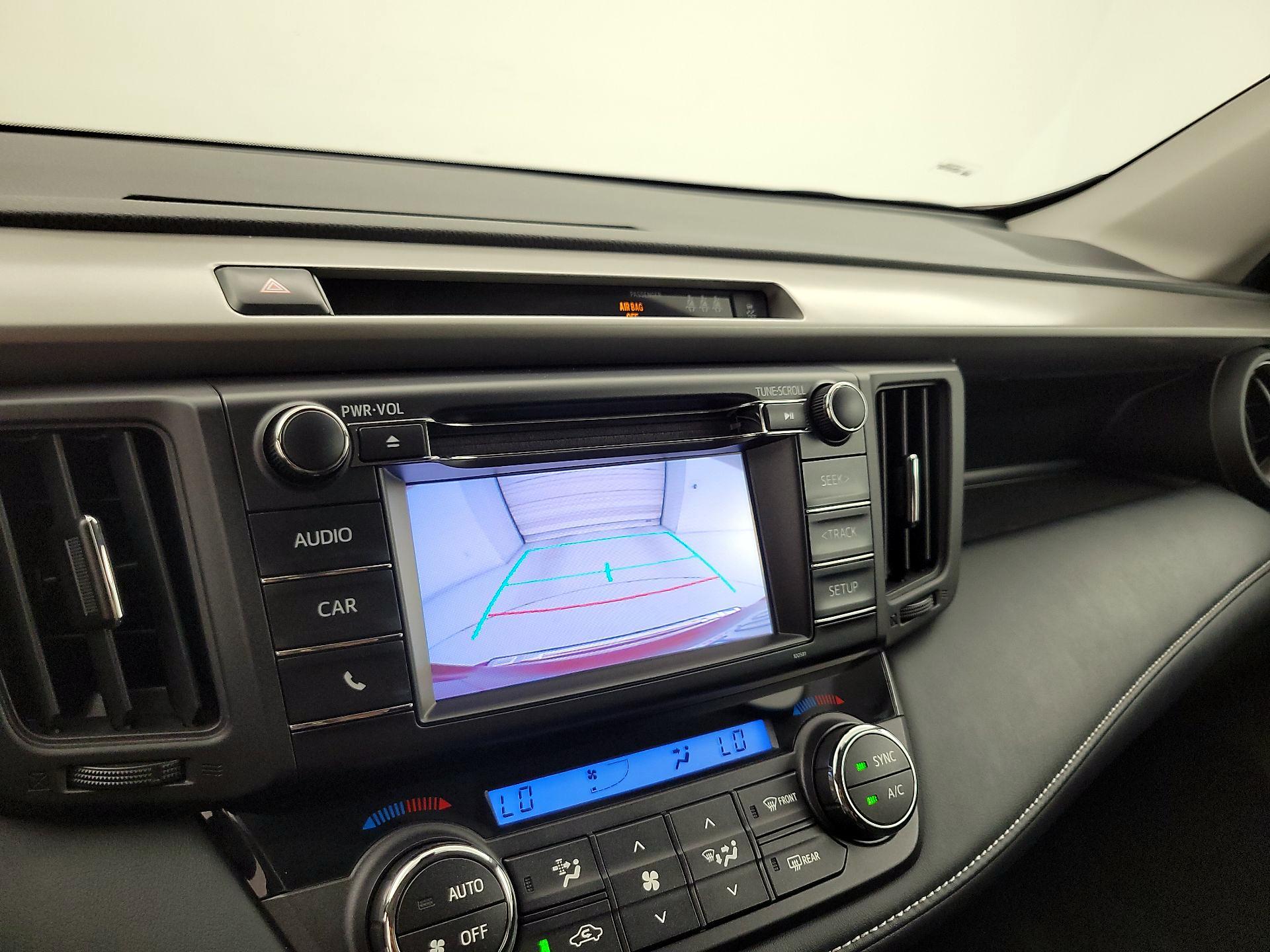 Thumbnail: 2018 Toyota RAV4 - 14