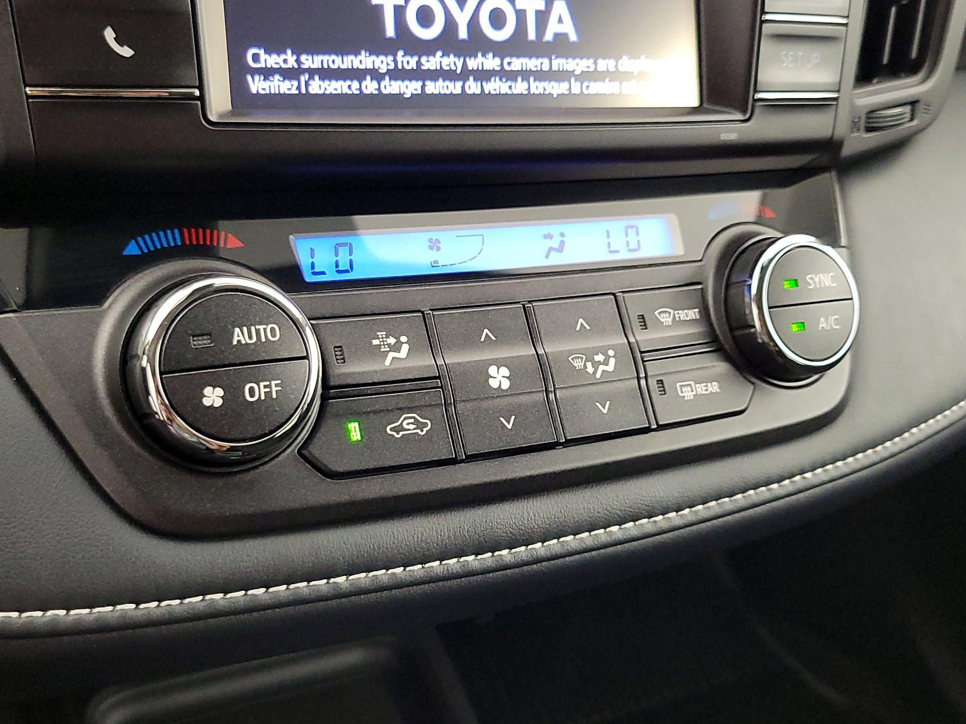 Thumbnail: 2018 Toyota RAV4 - 16