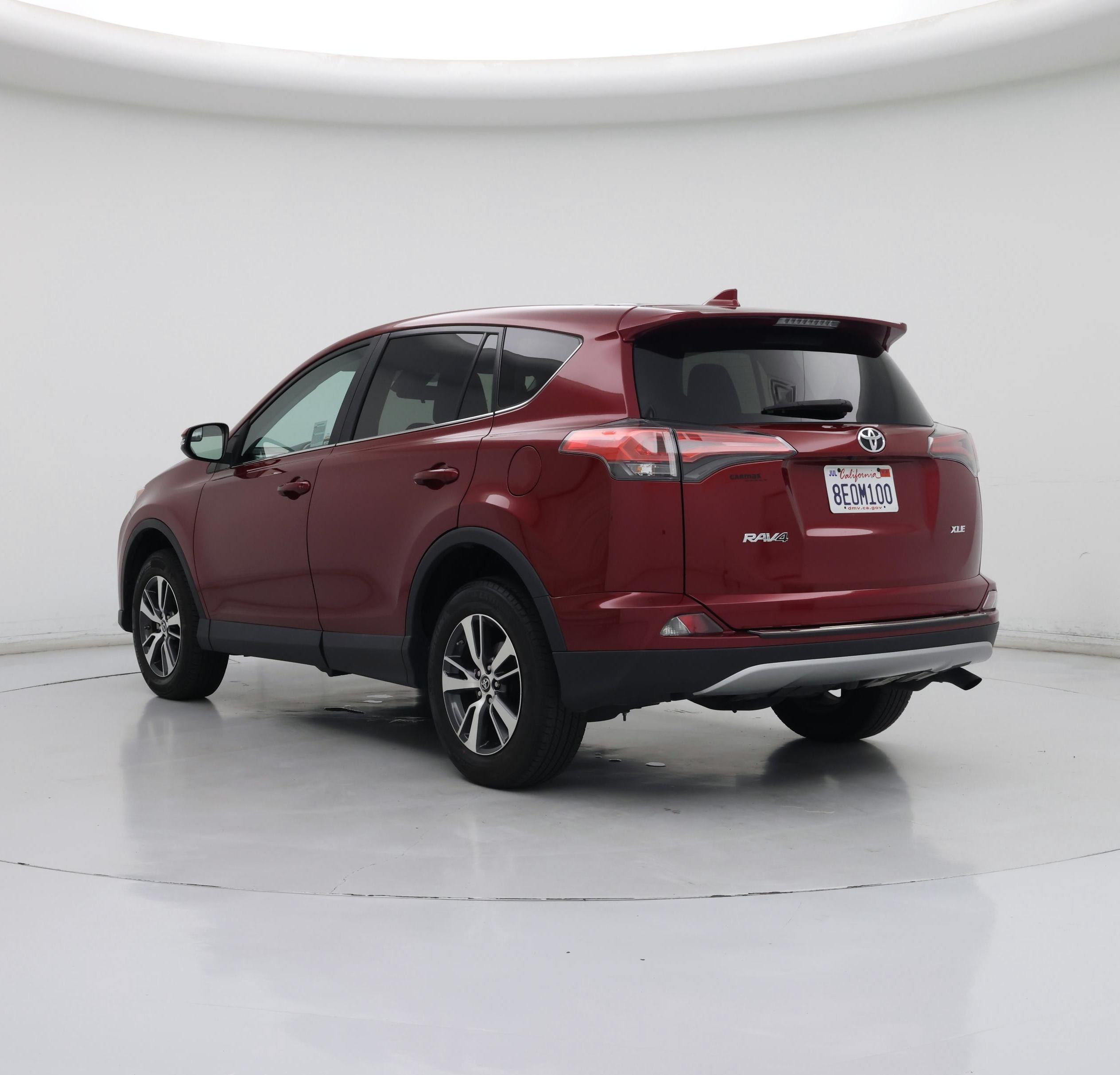 Thumbnail: 2018 Toyota RAV4 - 2