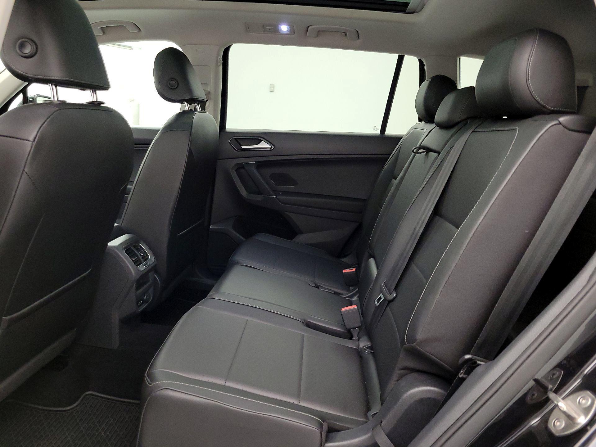 Thumbnail: 2018 Volkswagen Tiguan - 20