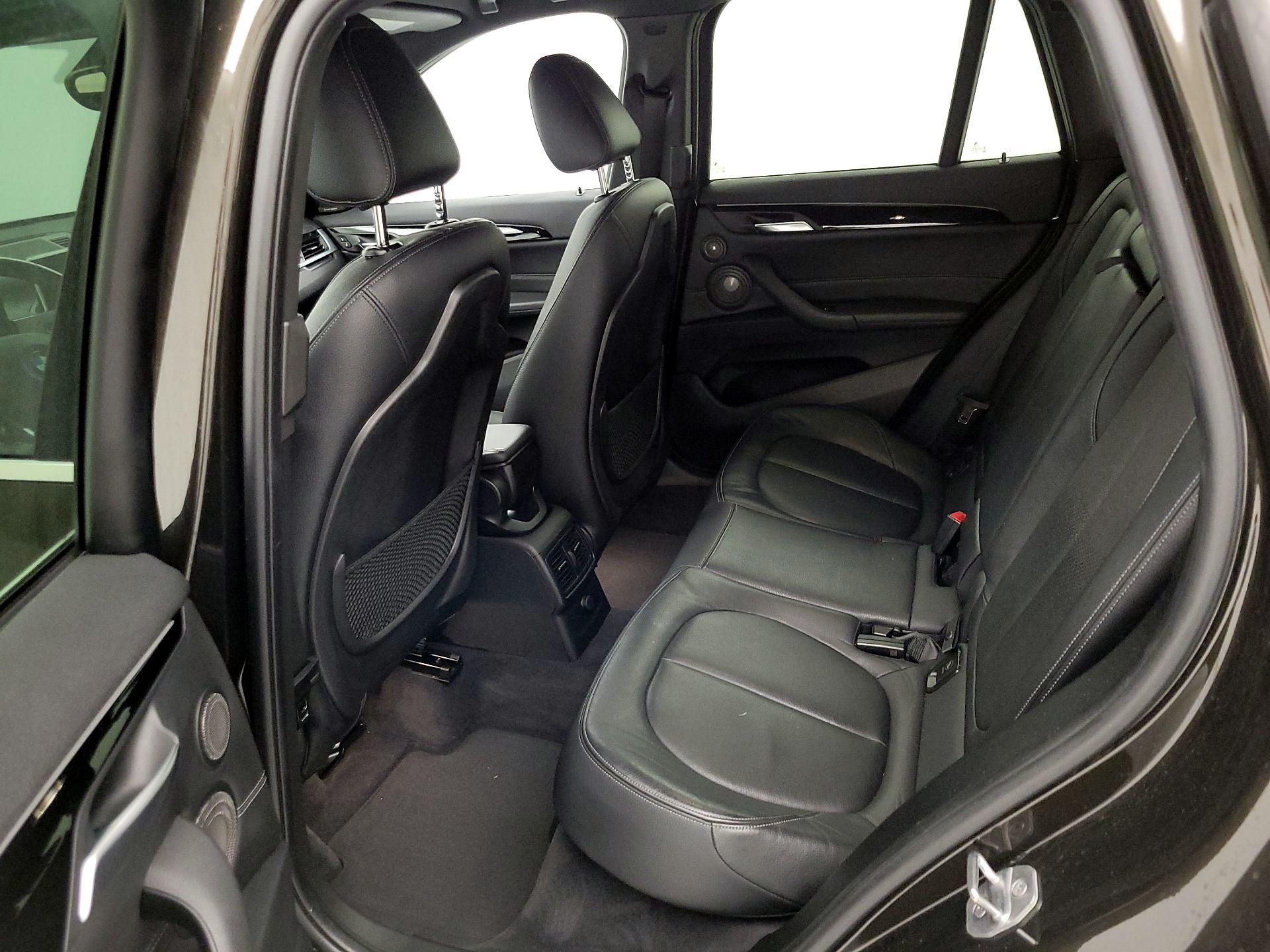 Thumbnail: 2017 BMW X1 - 17