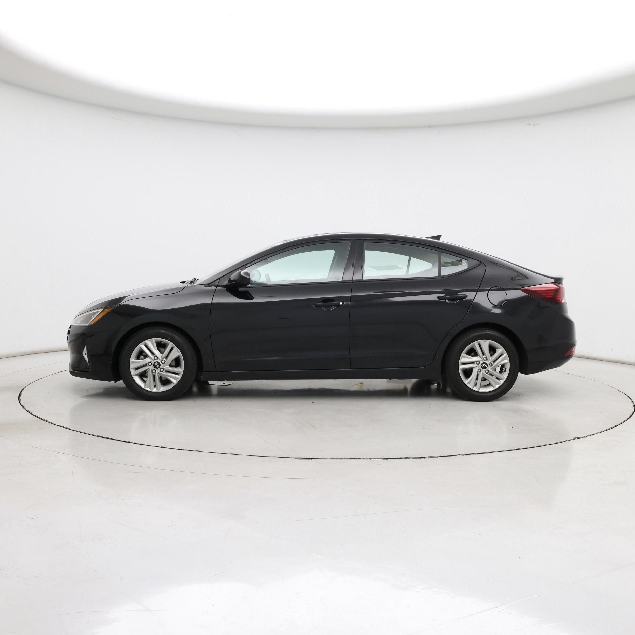 Thumbnail: 2020 Hyundai Elantra - 3