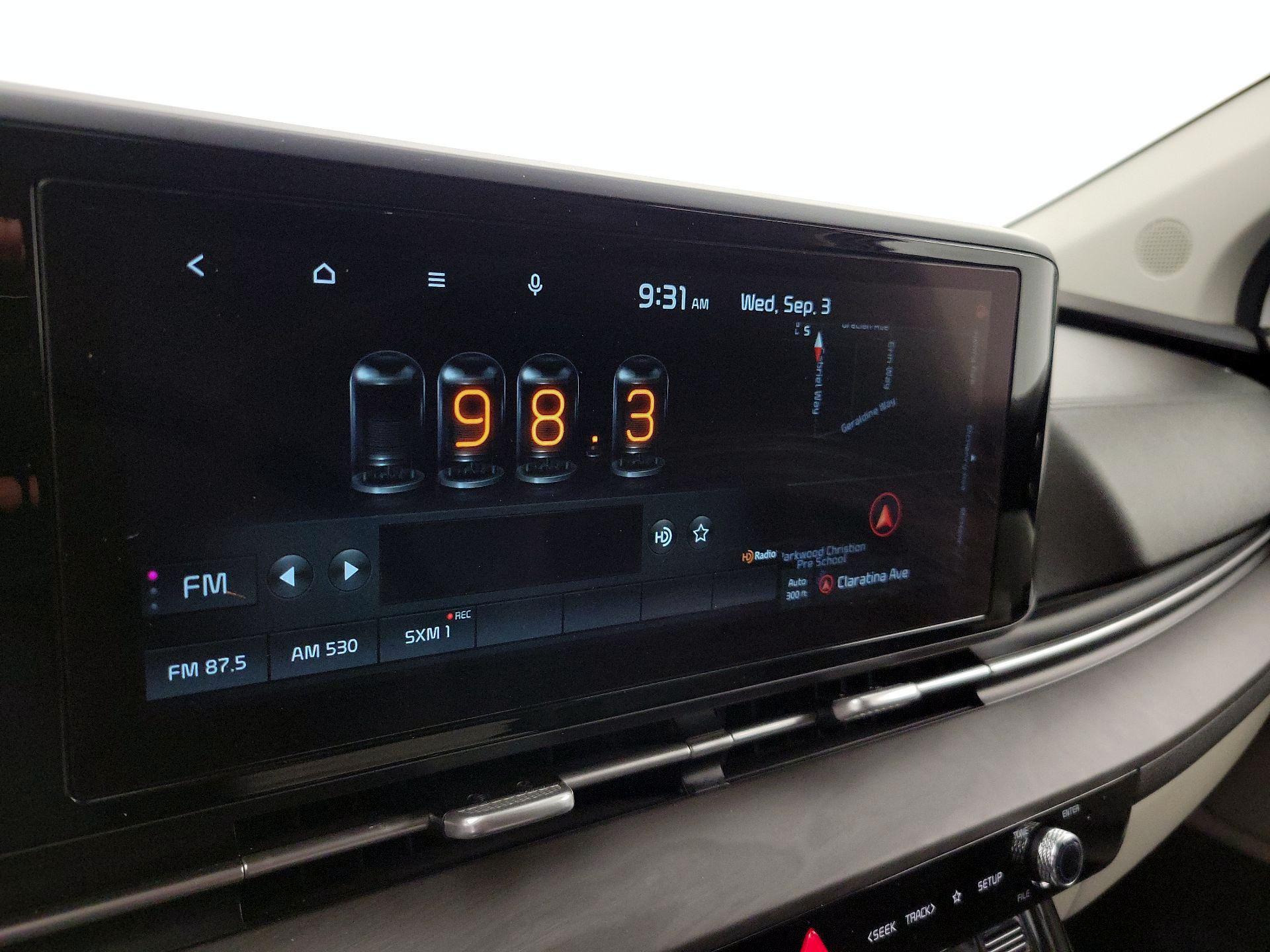 Thumbnail: 2022 Kia Carnival - 16