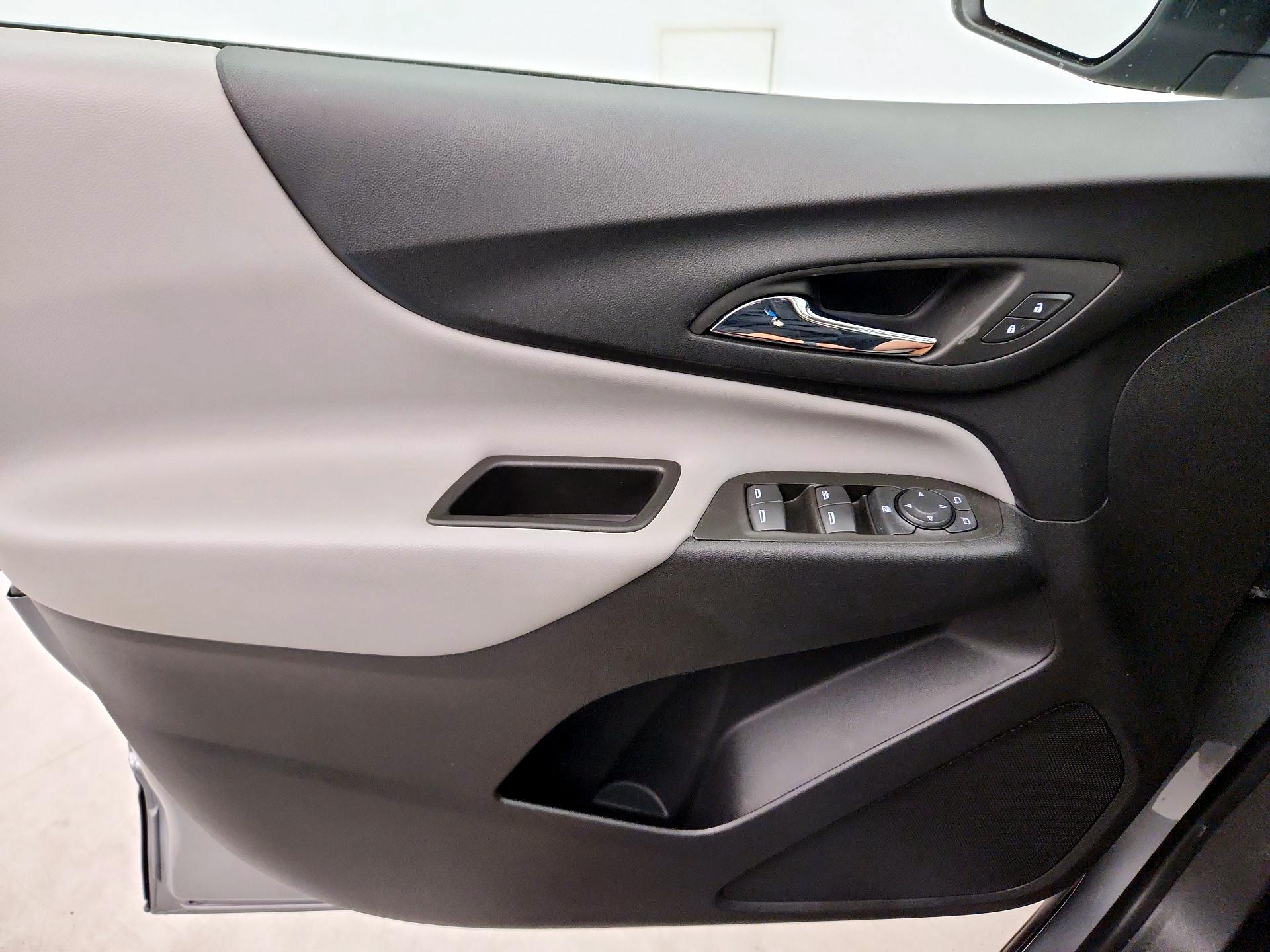 Thumbnail: 2023 Chevrolet Equinox - 12