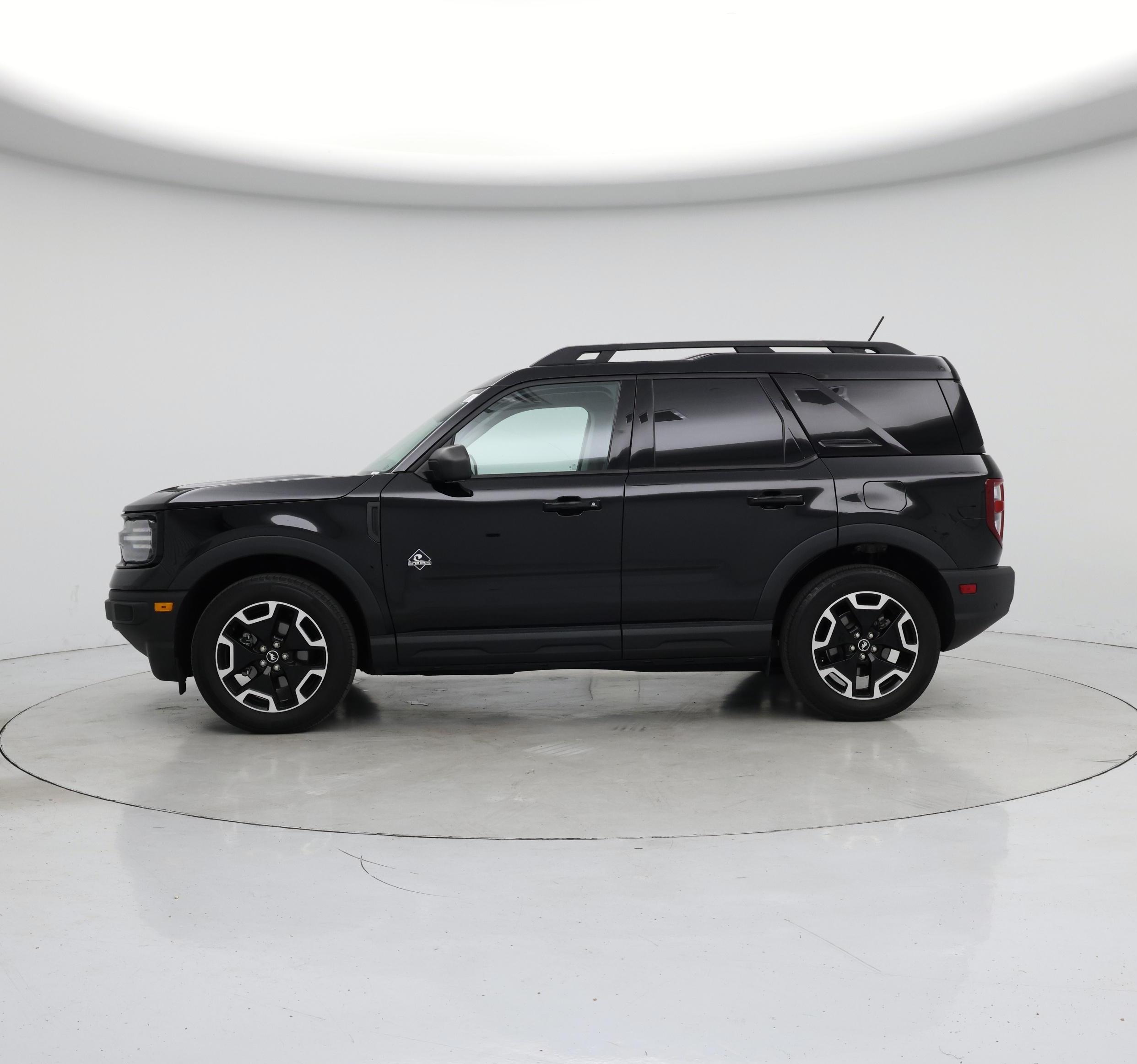 Thumbnail: 2023 Ford Bronco Sport - 3