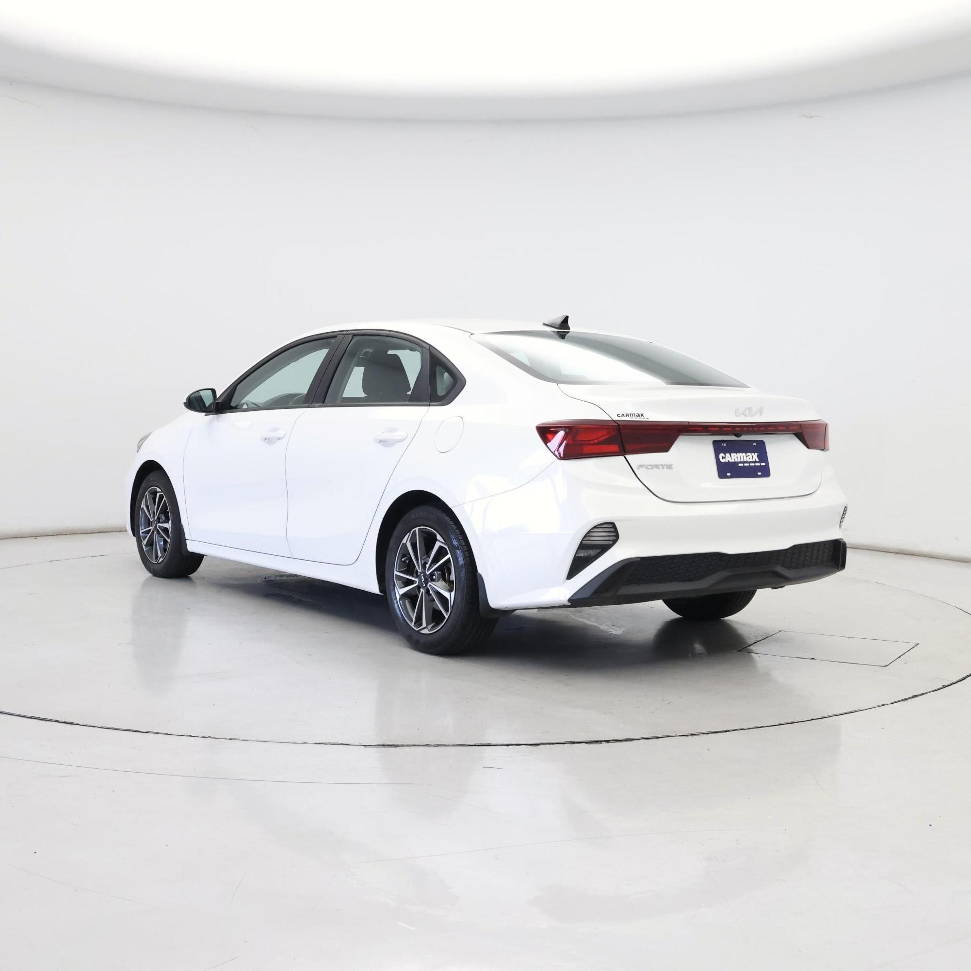 Thumbnail: 2023 Kia Forte - 2