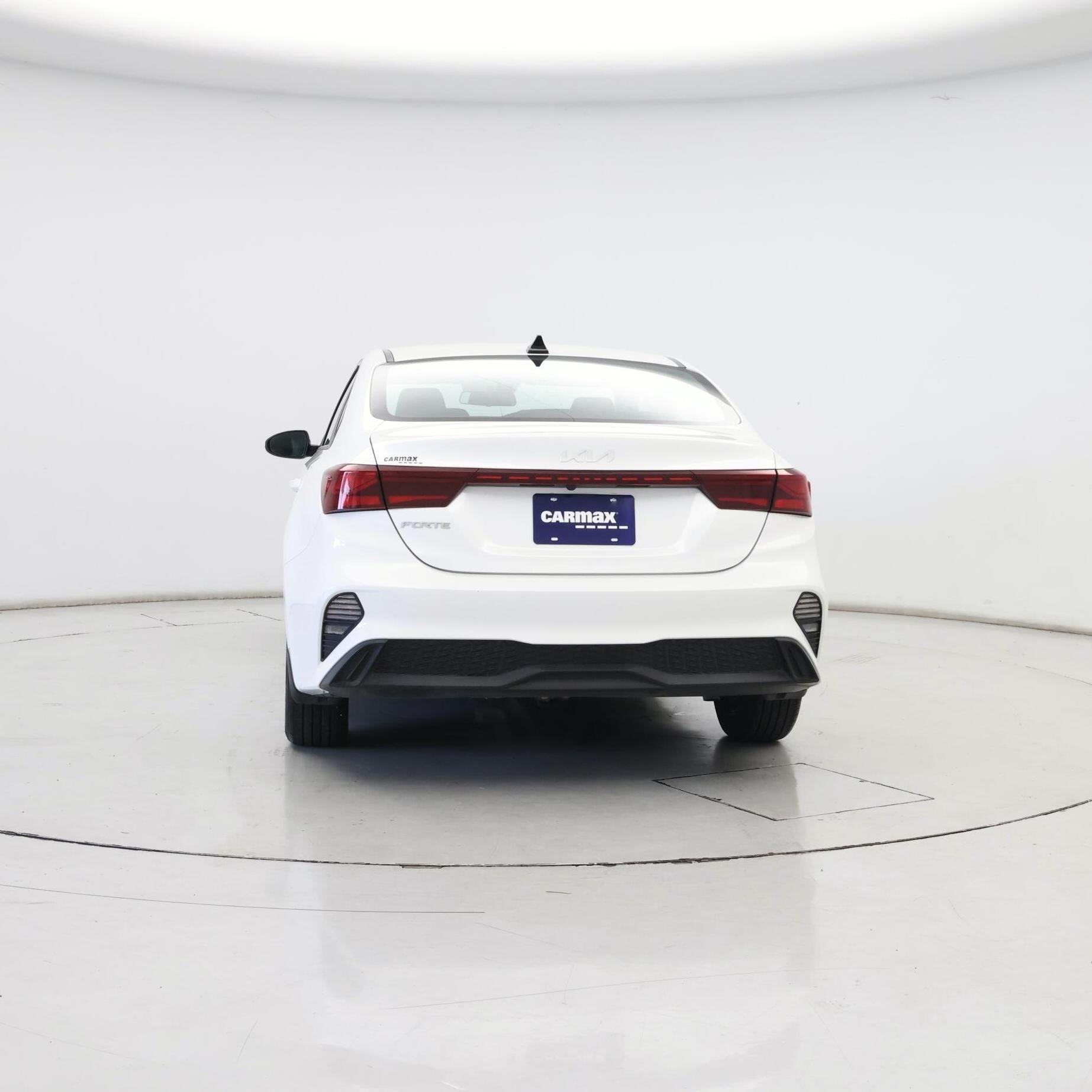 Thumbnail: 2023 Kia Forte - 6