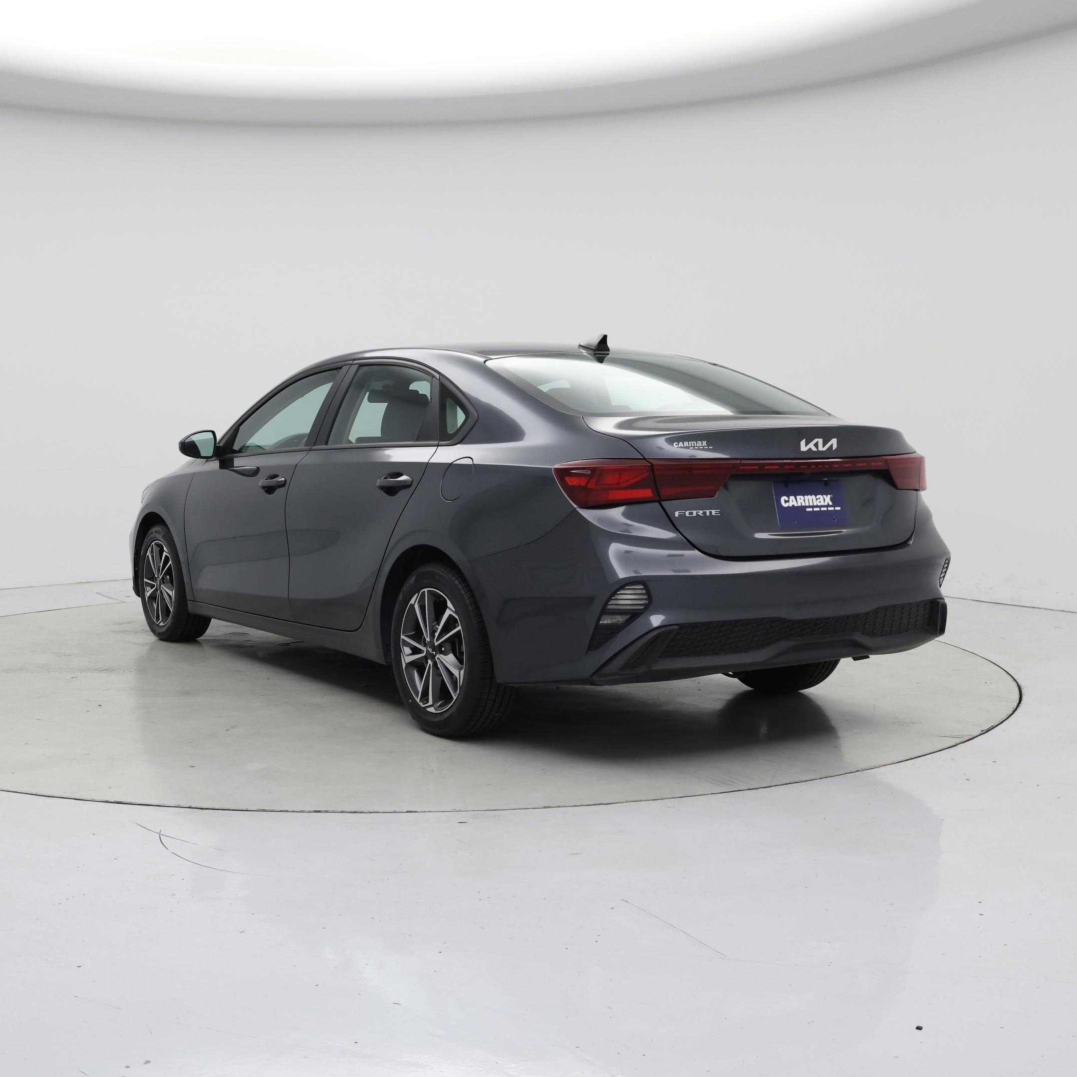 Thumbnail: 2022 Kia Forte - 2