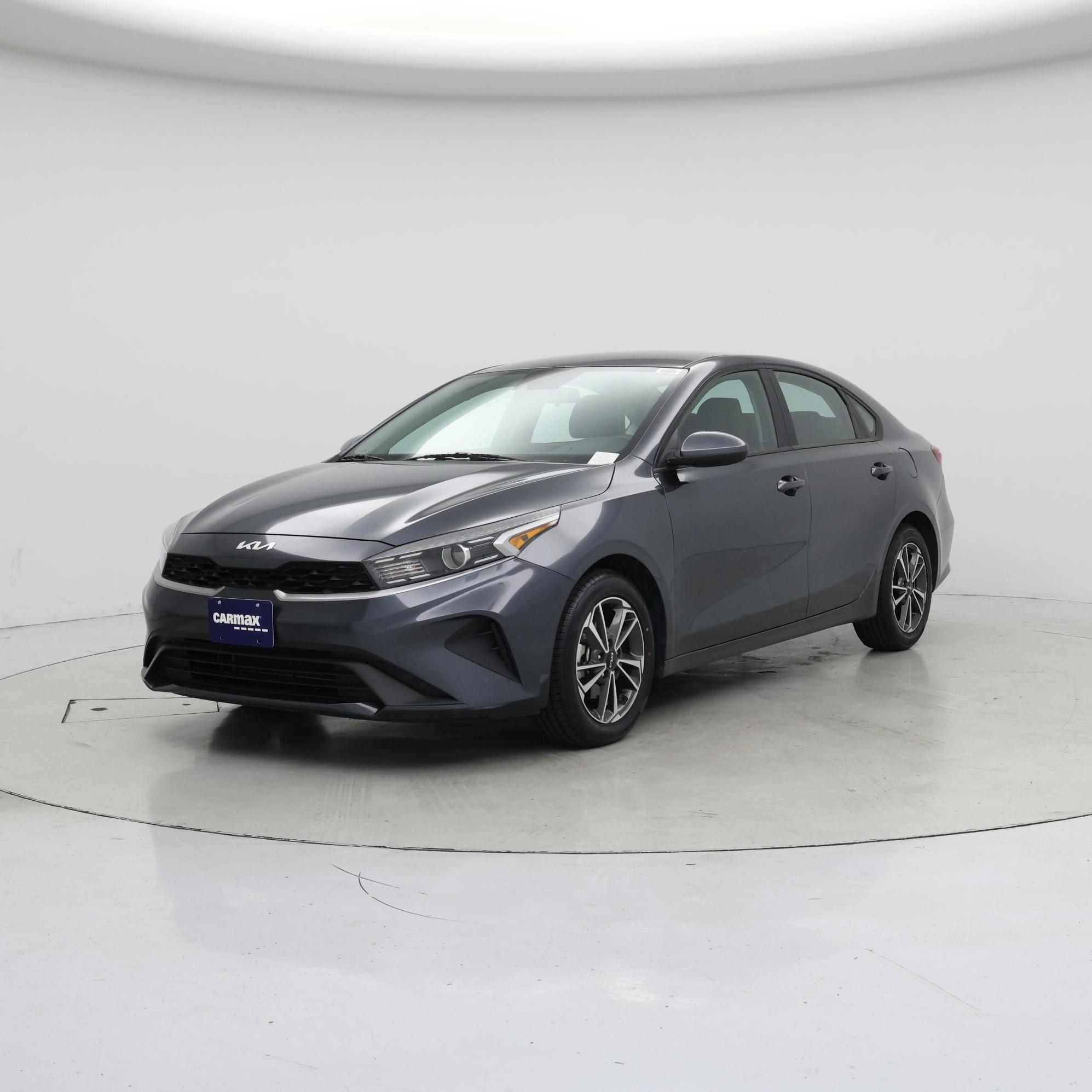 Thumbnail: 2022 Kia Forte - 4
