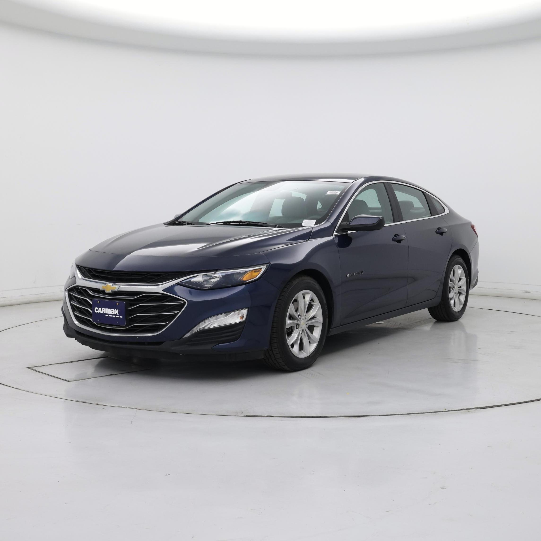 Thumbnail: 2021 Chevrolet Malibu - 4