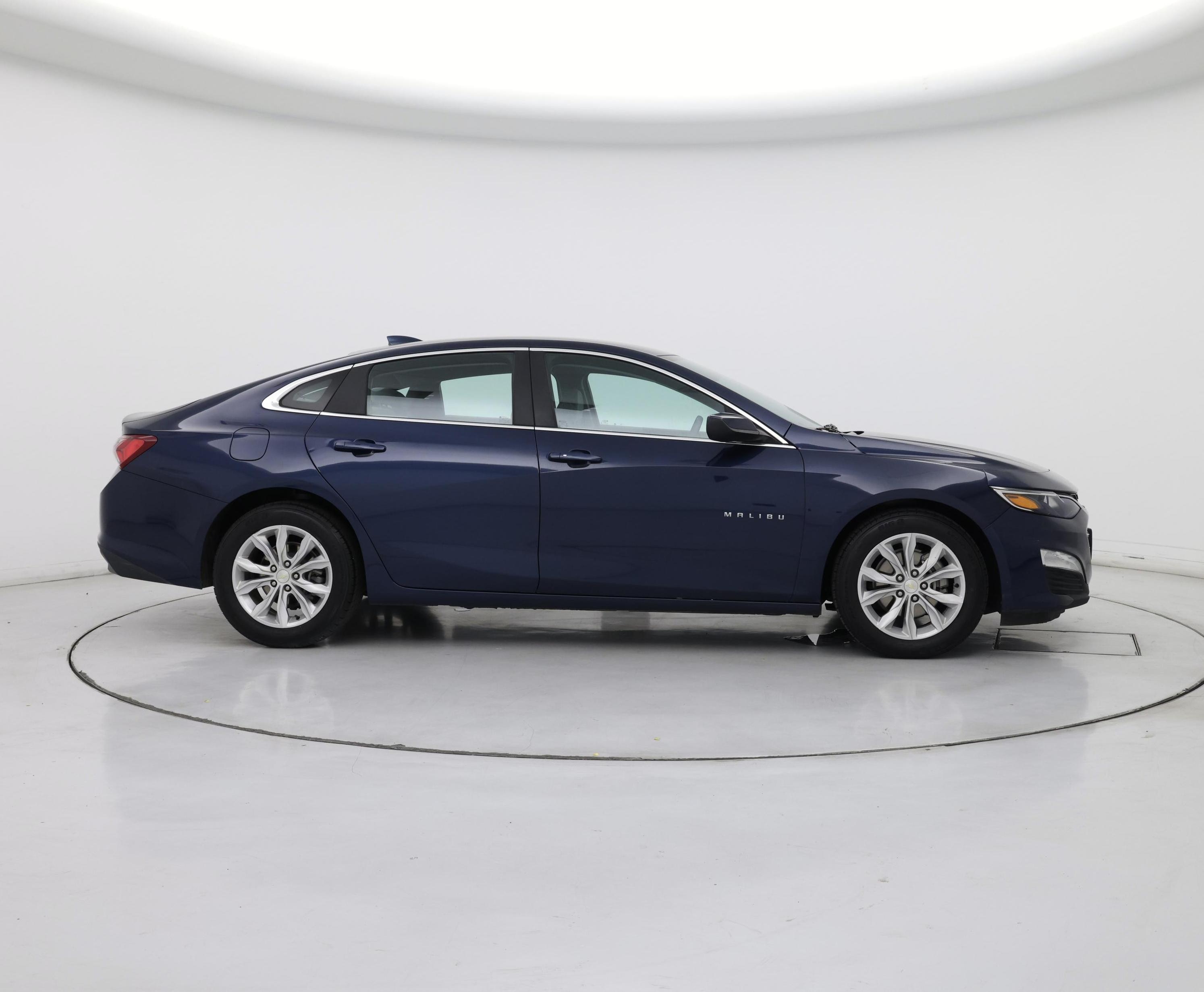 Thumbnail: 2021 Chevrolet Malibu - 7