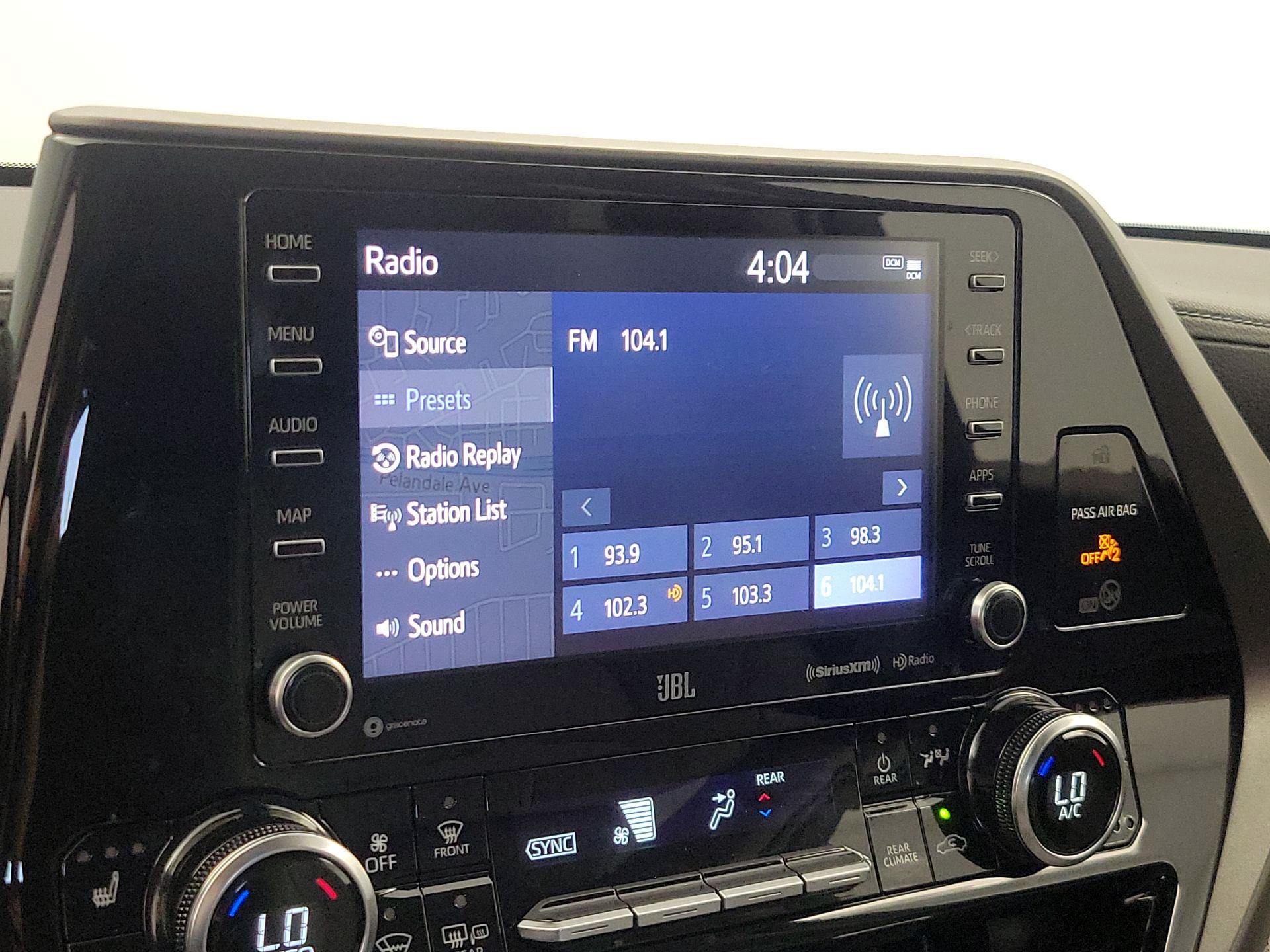 Thumbnail: 2021 Toyota Highlander - 16