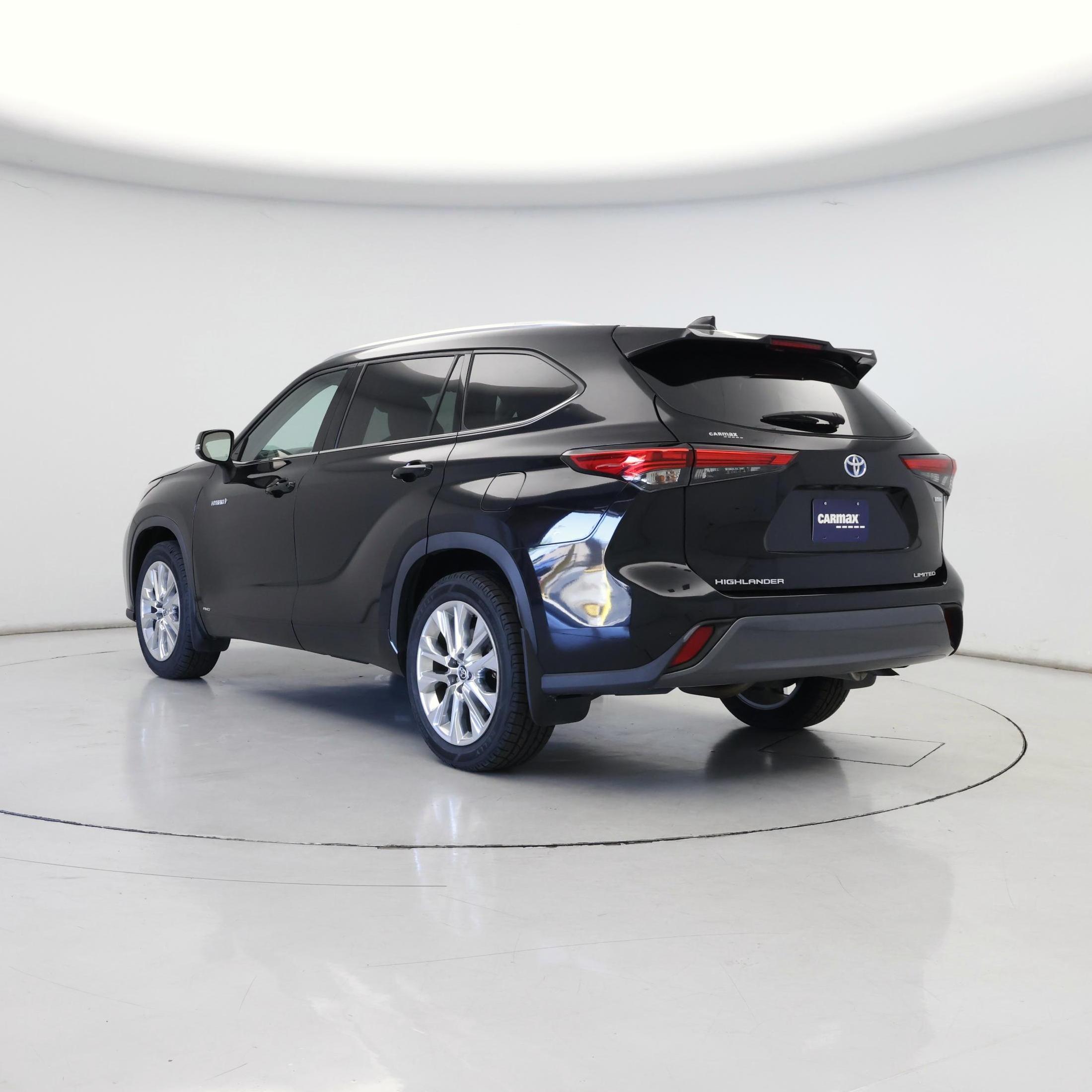 Thumbnail: 2021 Toyota Highlander - 2