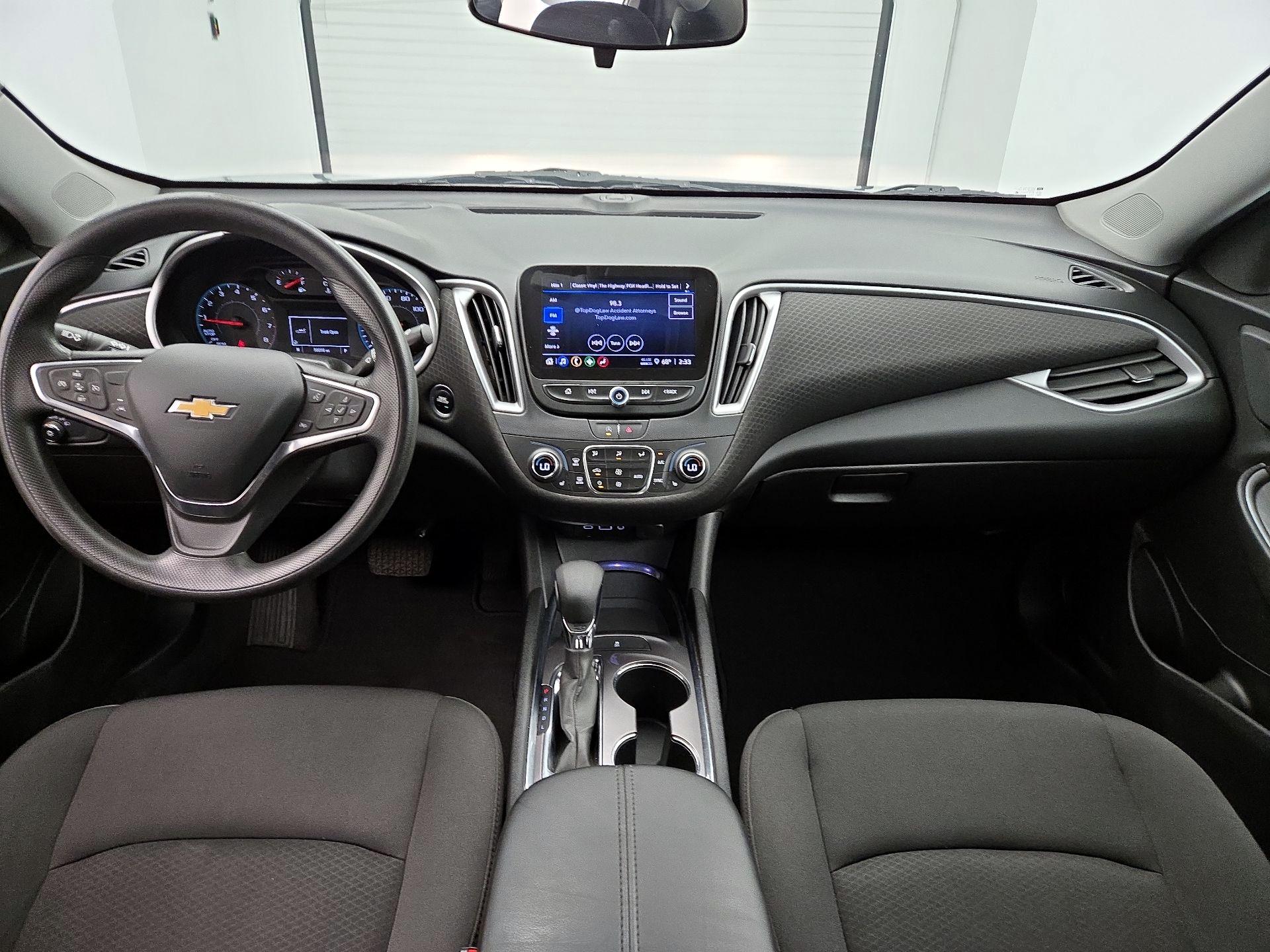 Thumbnail: 2023 Chevrolet Malibu - 9