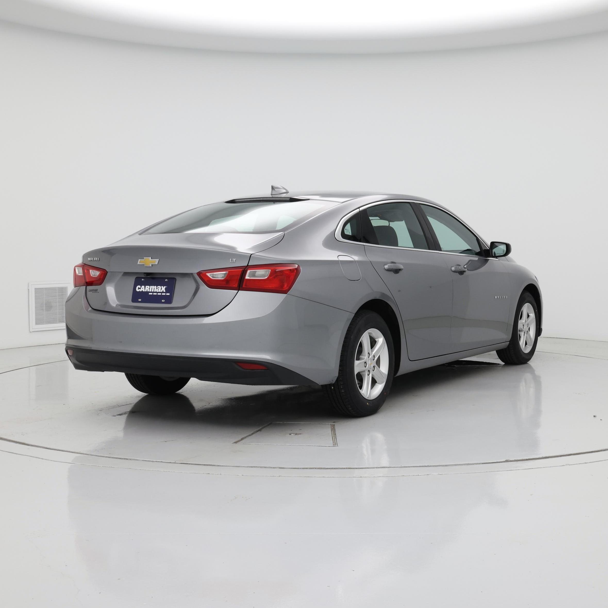 Thumbnail: 2023 Chevrolet Malibu - 8