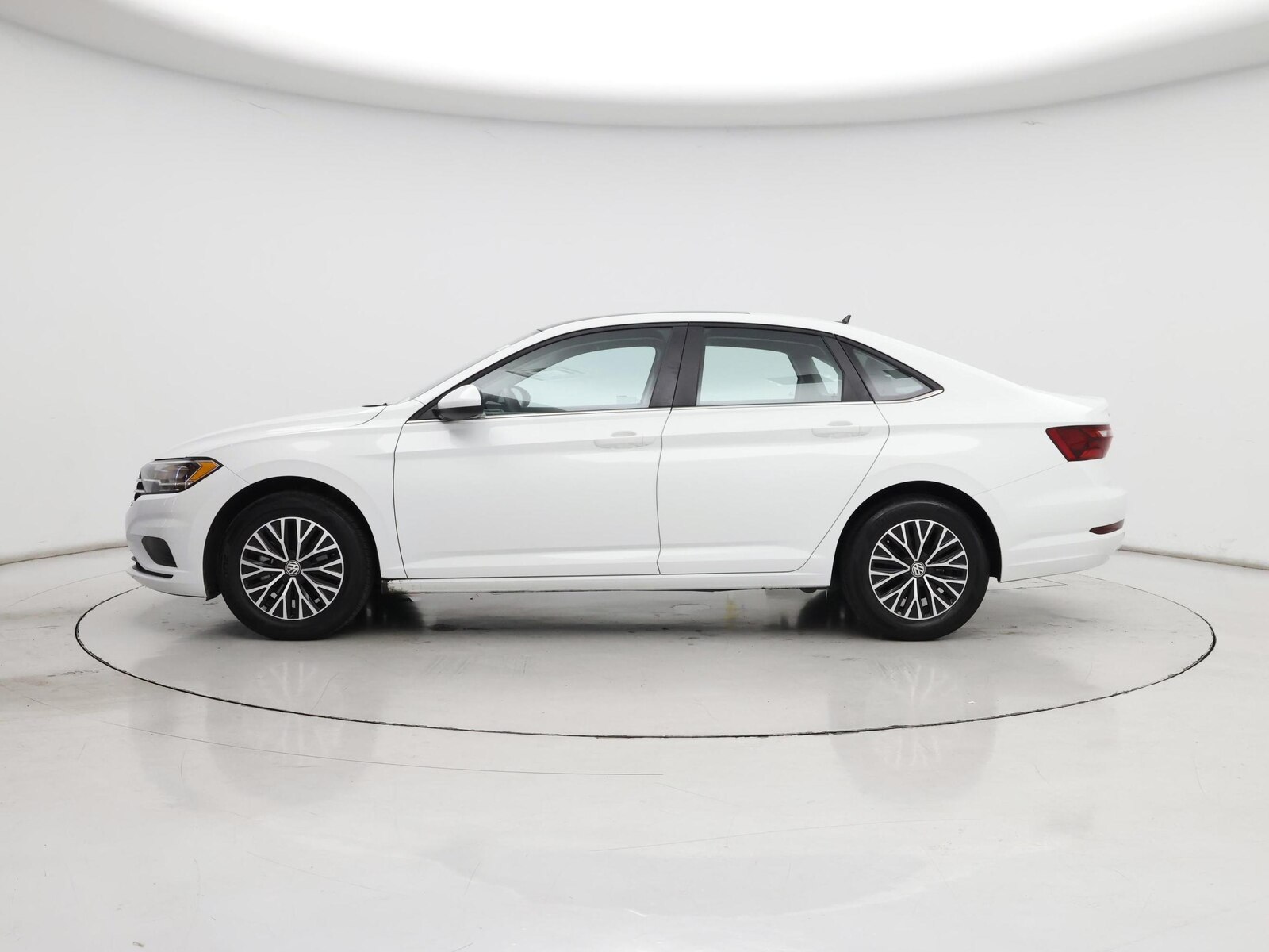 Image of 2021 Volkswagen Jetta SE