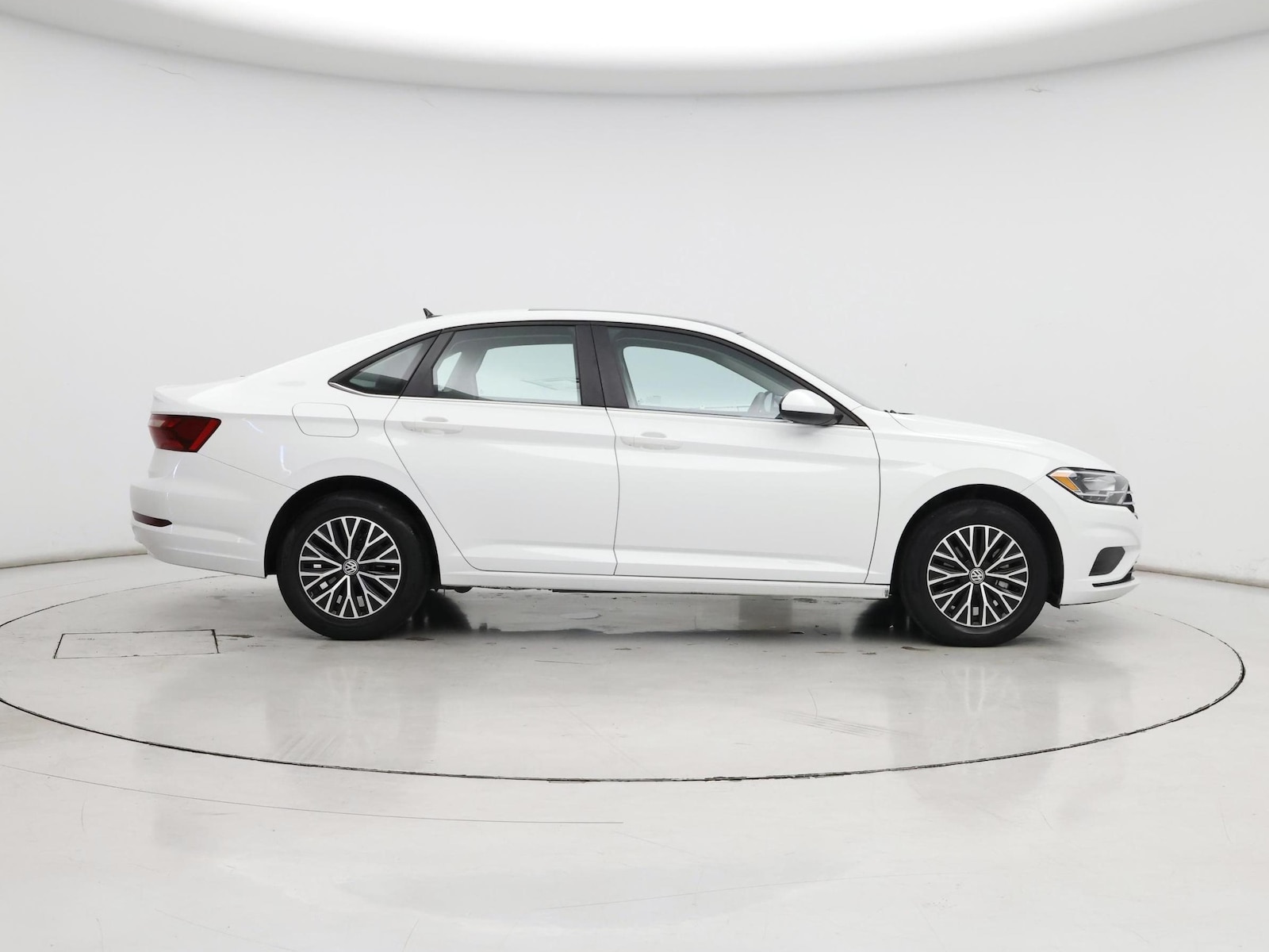 Image of 2021 Volkswagen Jetta SE